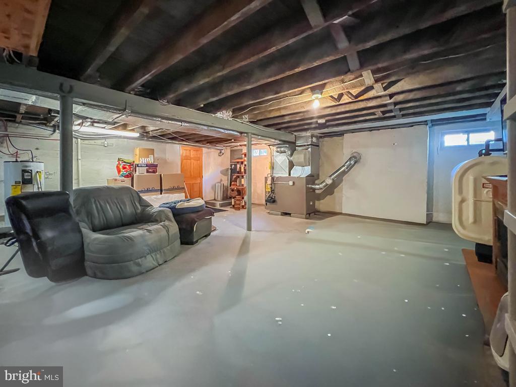 FEASTERVILLE HGTS - Residential