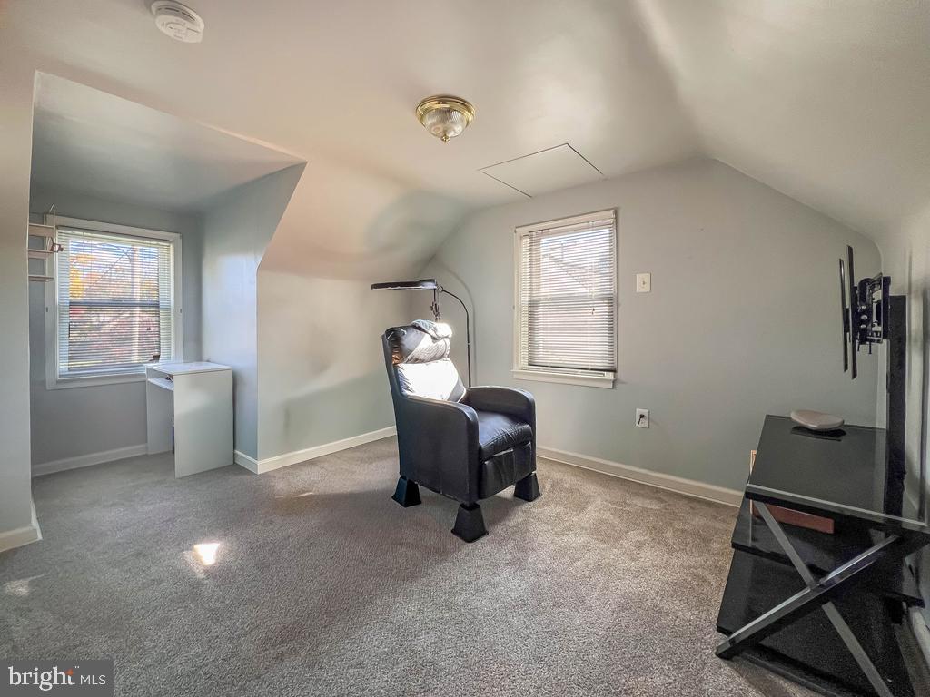 FEASTERVILLE HGTS - Residential