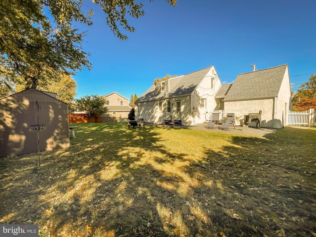 FEASTERVILLE HGTS - Residential