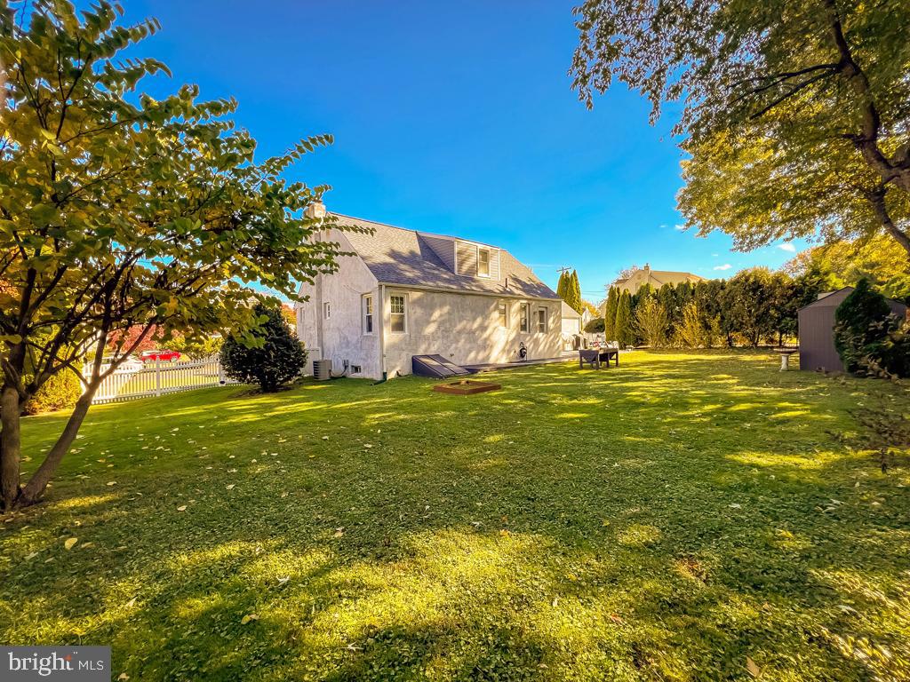 FEASTERVILLE HGTS - Residential