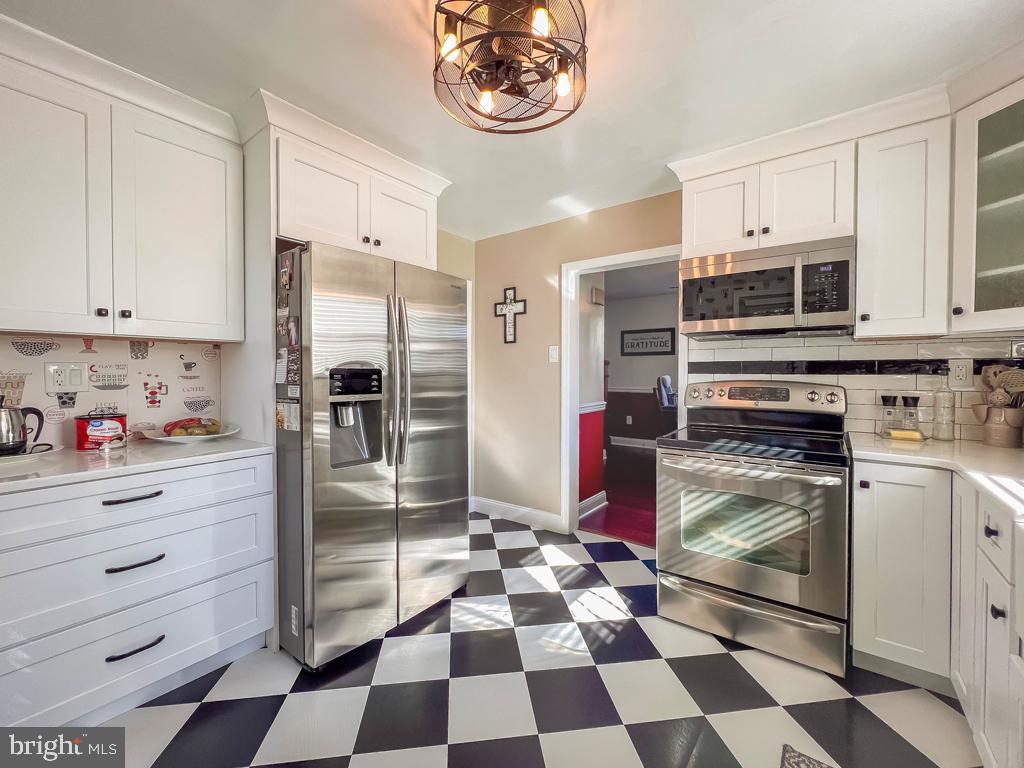 FEASTERVILLE HGTS - Residential