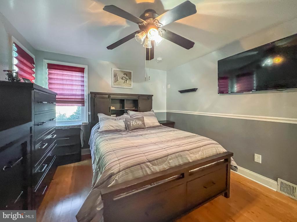 FEASTERVILLE HGTS - Residential