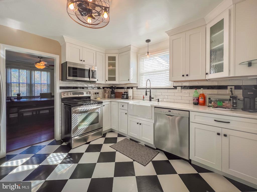 FEASTERVILLE HGTS - Residential