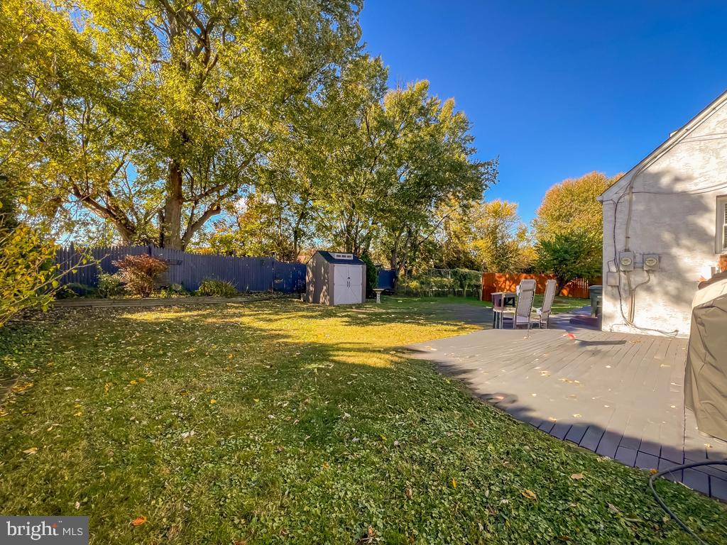 FEASTERVILLE HGTS - Residential