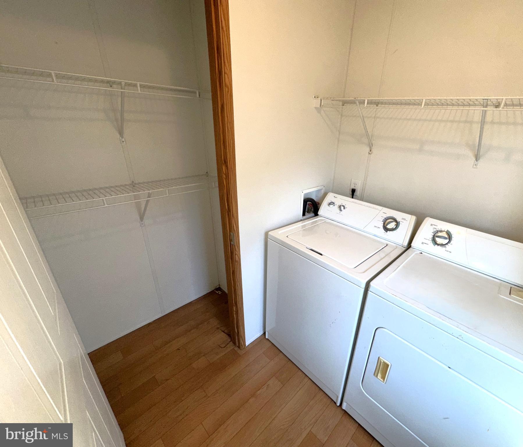 MIDWAY MOBILE VILLAGE - Residential