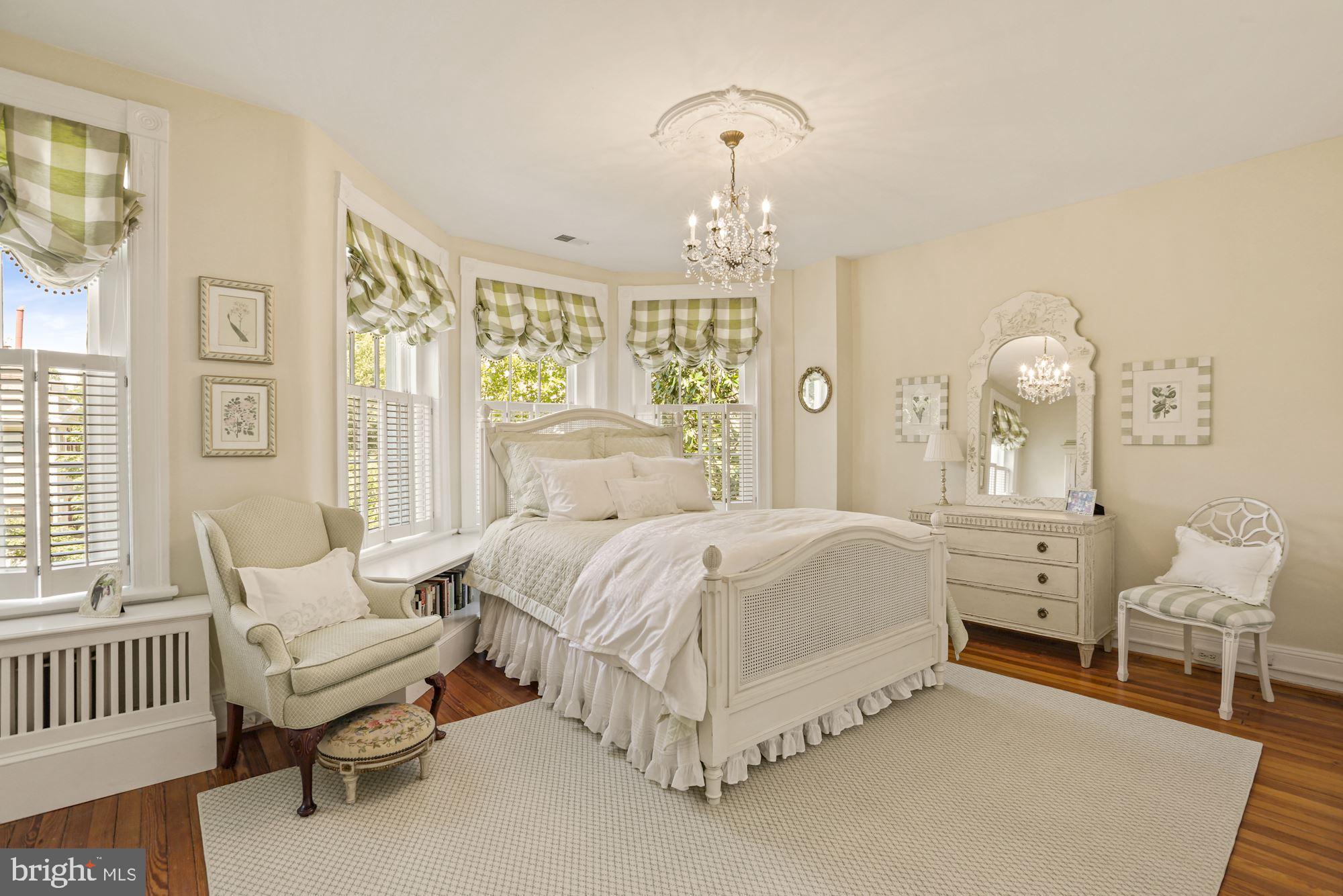 GEORGETOWN - Residential