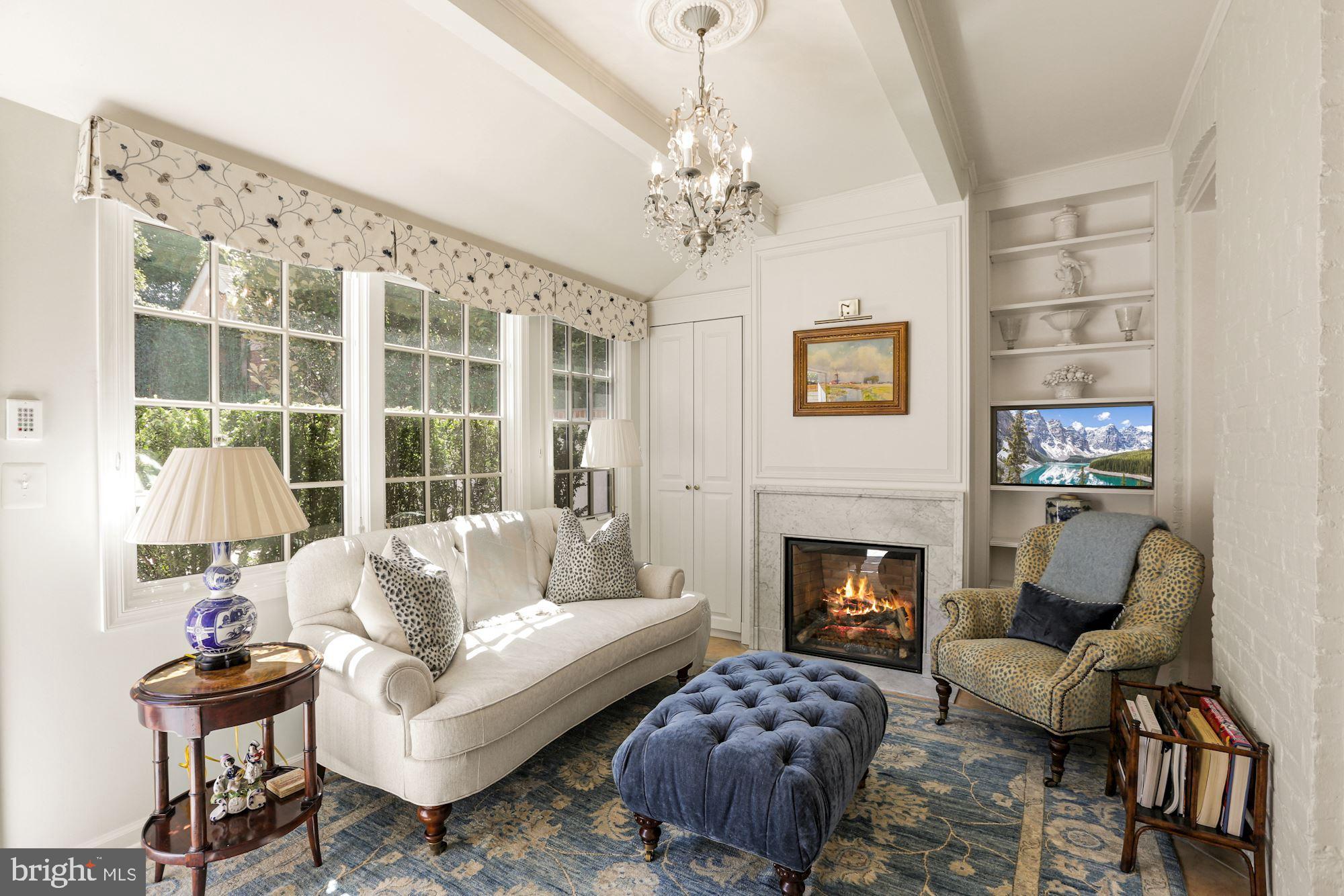 GEORGETOWN - Residential