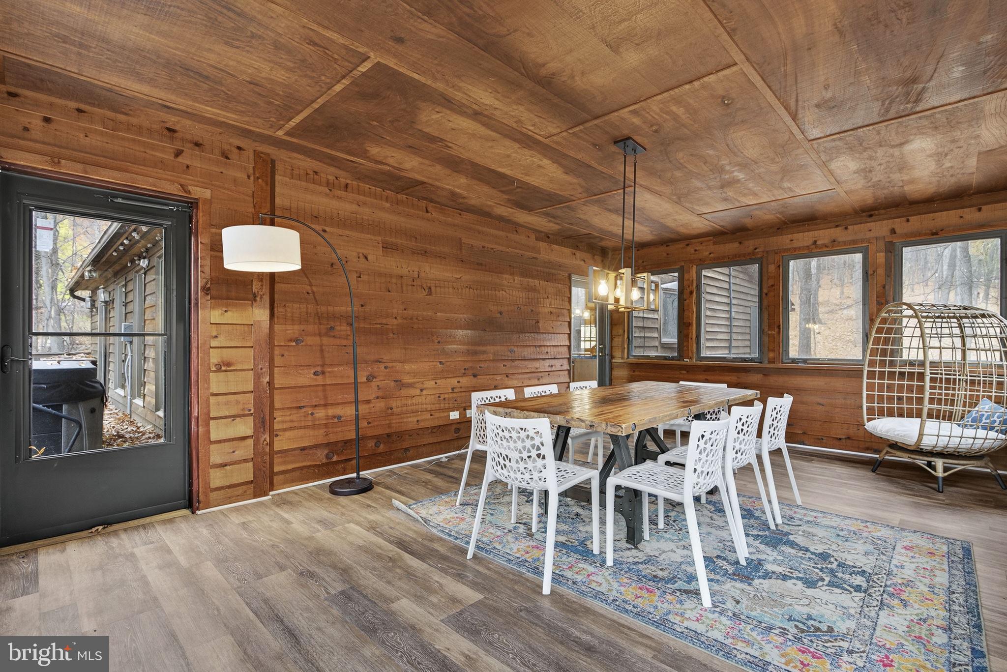 COOLFONT MOUNTAINSIDE - Residential