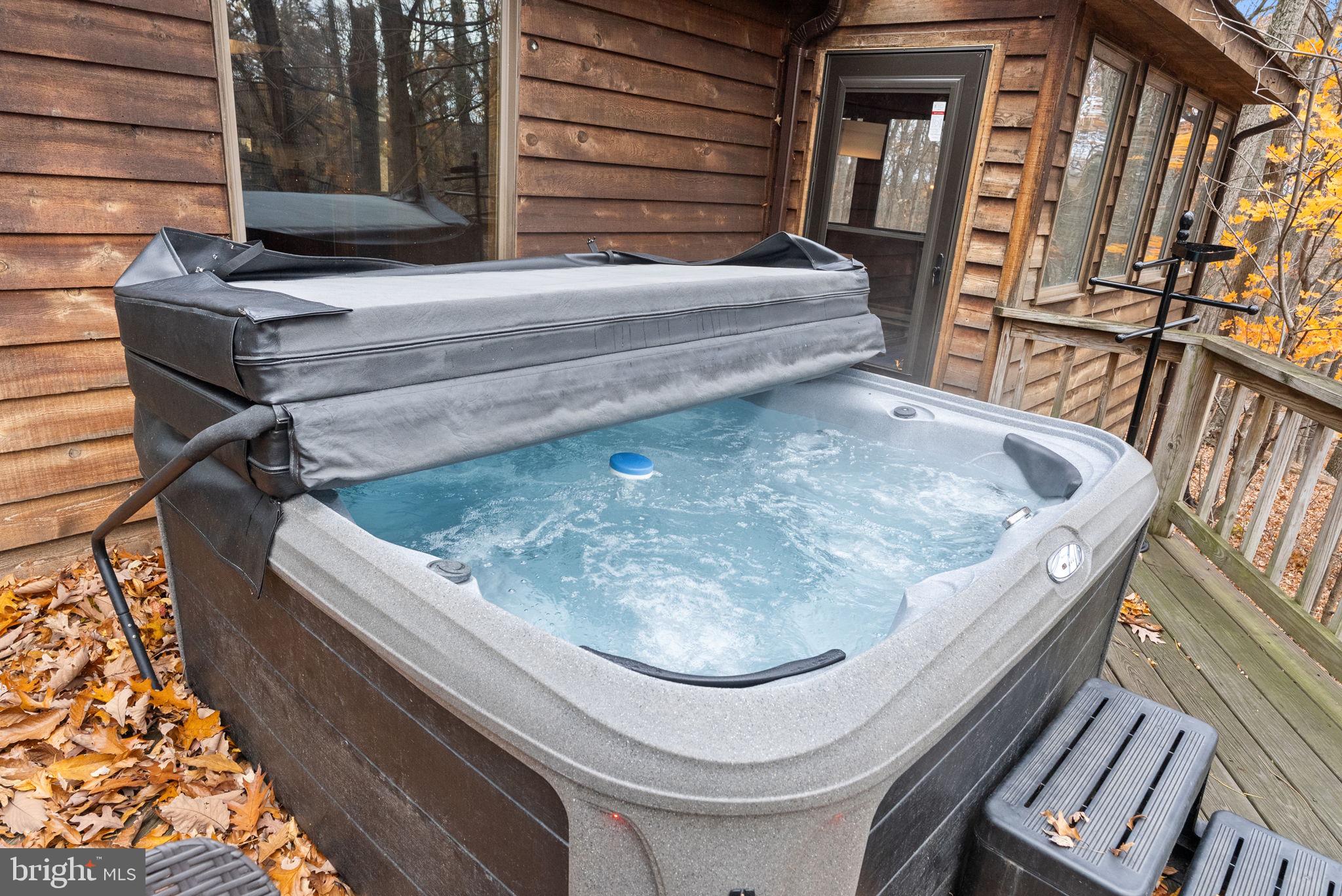 COOLFONT MOUNTAINSIDE - Residential