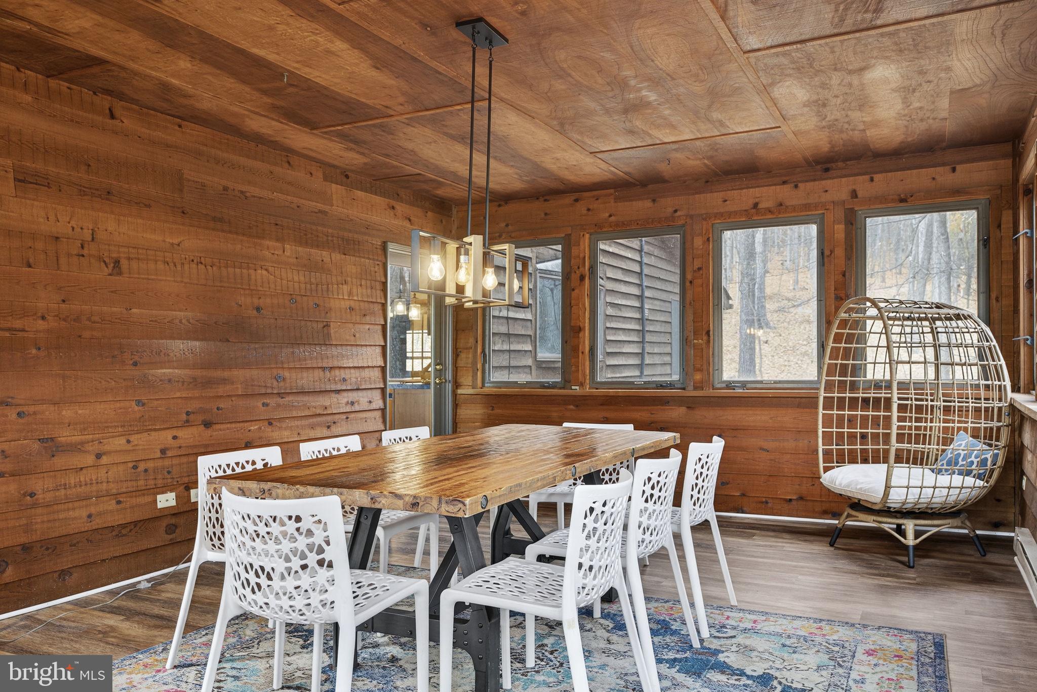 COOLFONT MOUNTAINSIDE - Residential