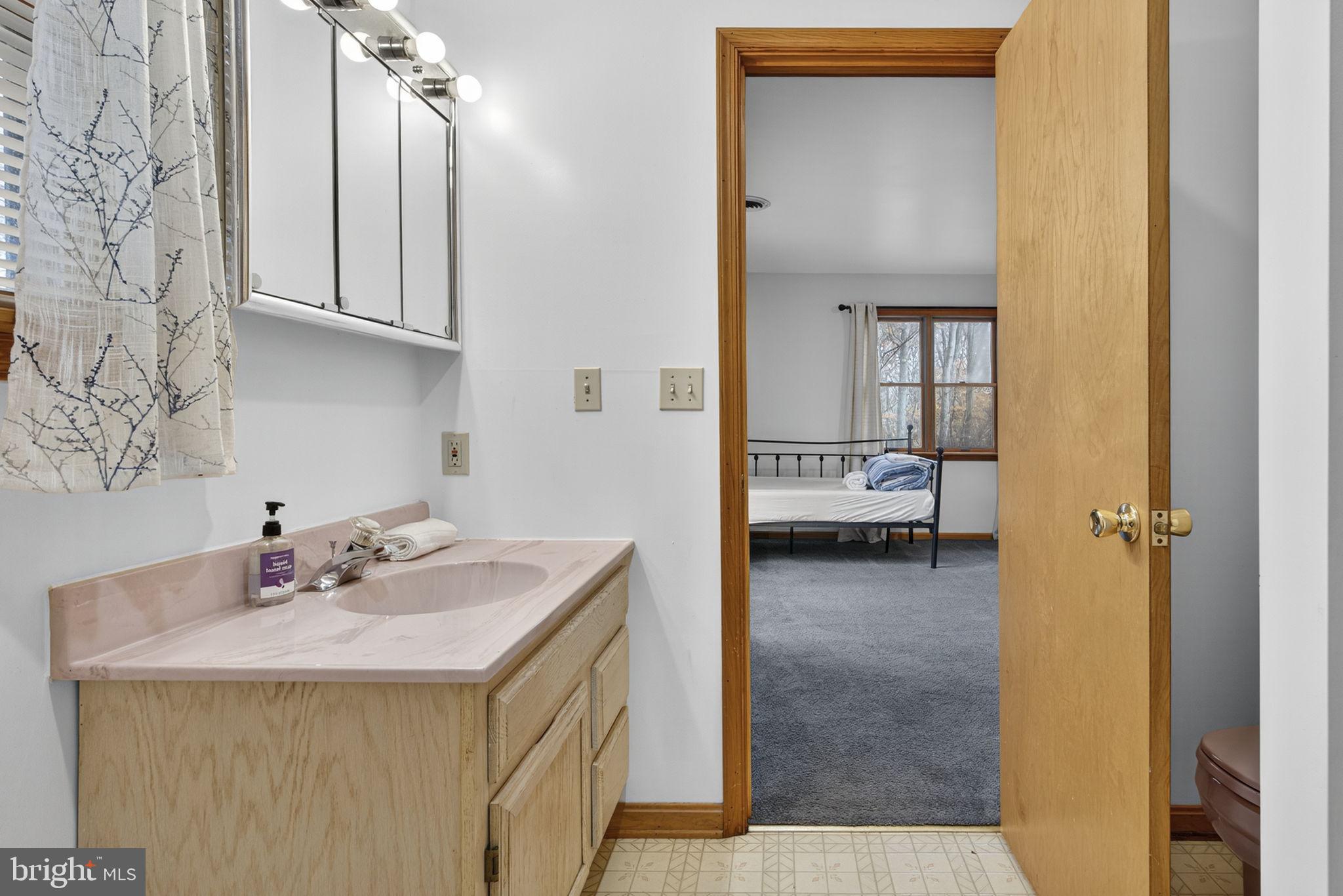 COOLFONT MOUNTAINSIDE - Residential