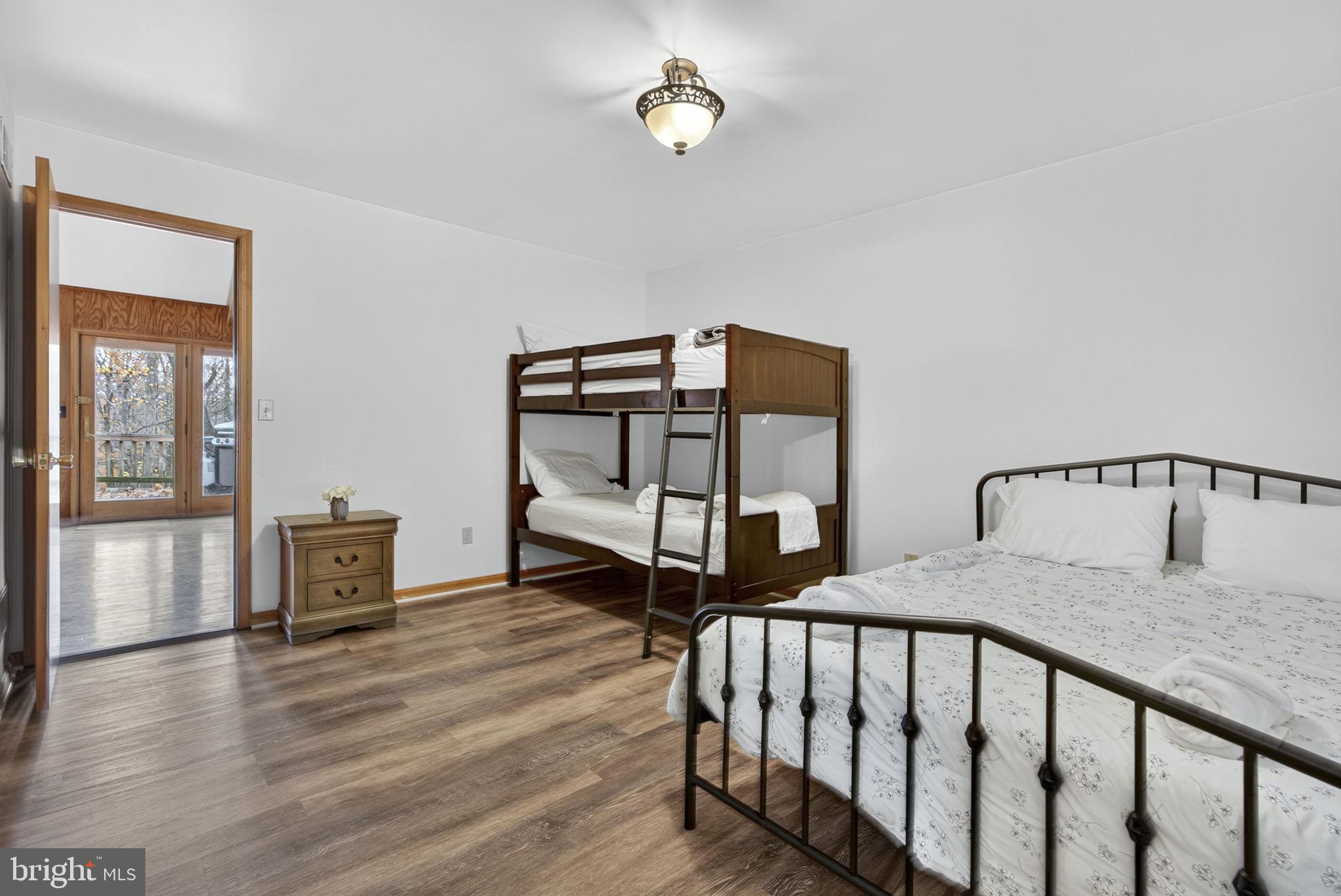 COOLFONT MOUNTAINSIDE - Residential