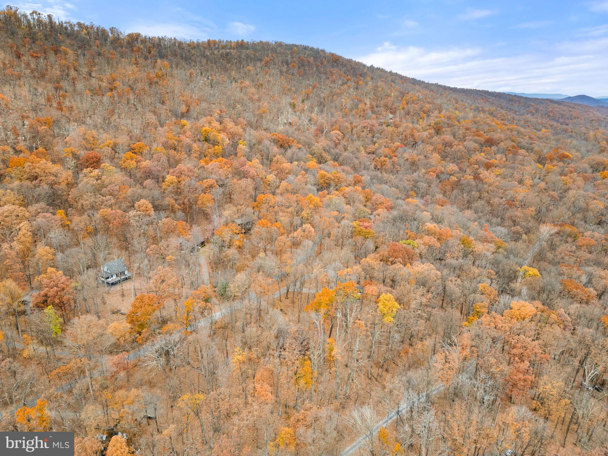 COOLFONT MOUNTAINSIDE - Residential