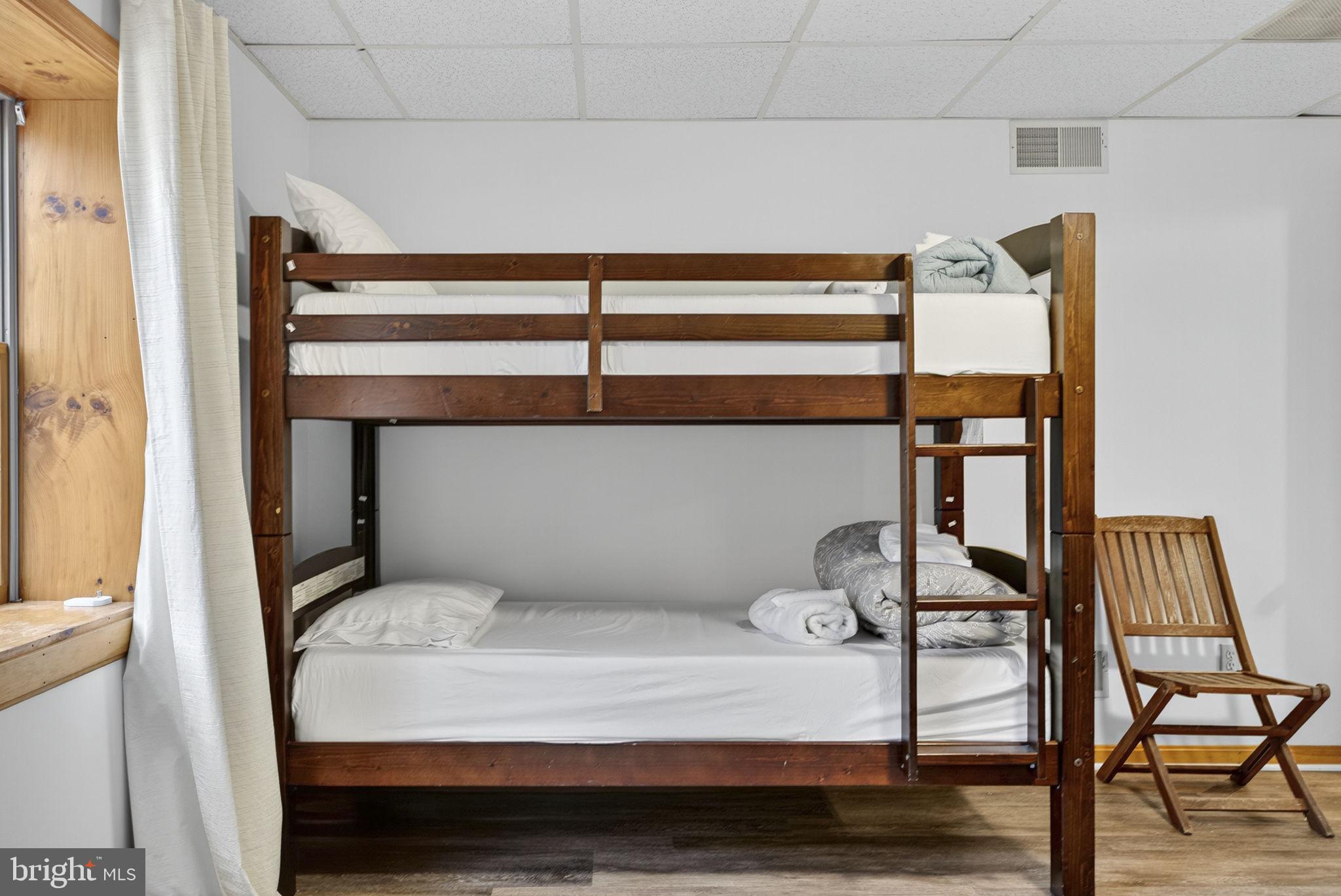 COOLFONT MOUNTAINSIDE - Residential