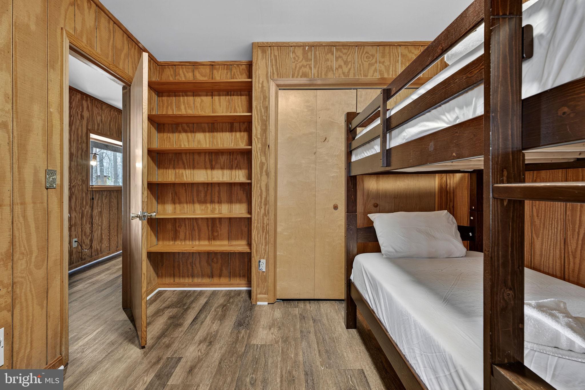 COOLFONT MOUNTAINSIDE - Residential