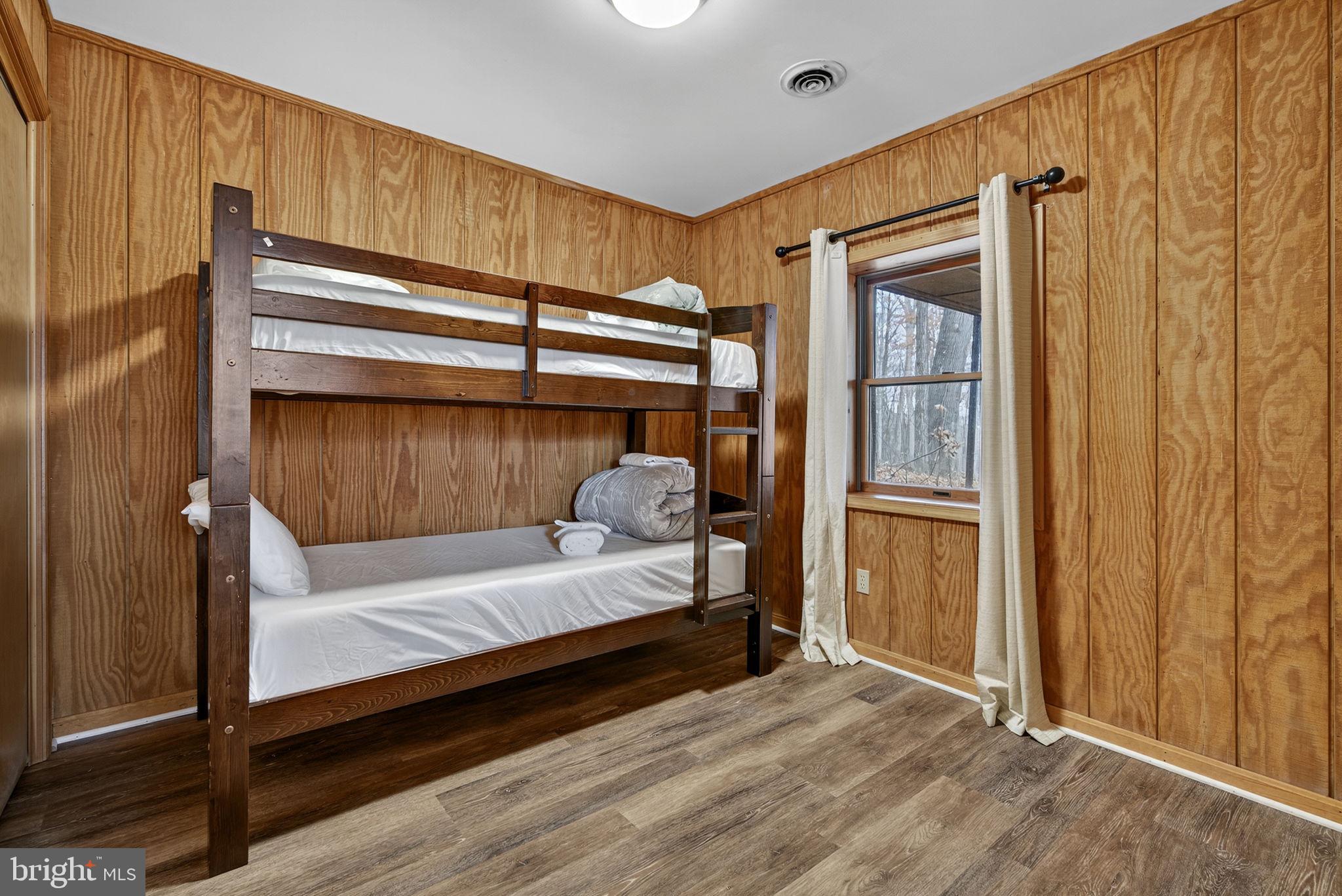 COOLFONT MOUNTAINSIDE - Residential