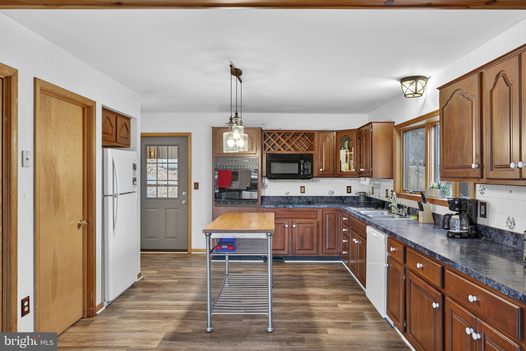 COOLFONT MOUNTAINSIDE - Residential