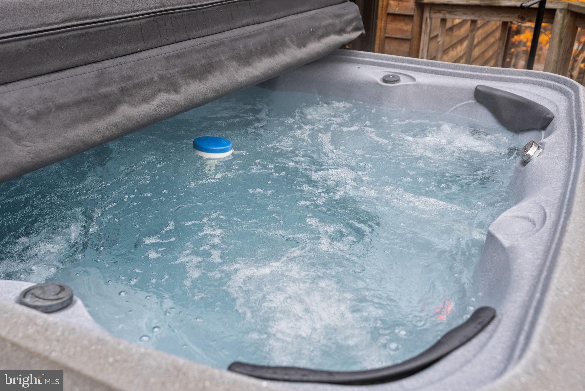 COOLFONT MOUNTAINSIDE - Residential