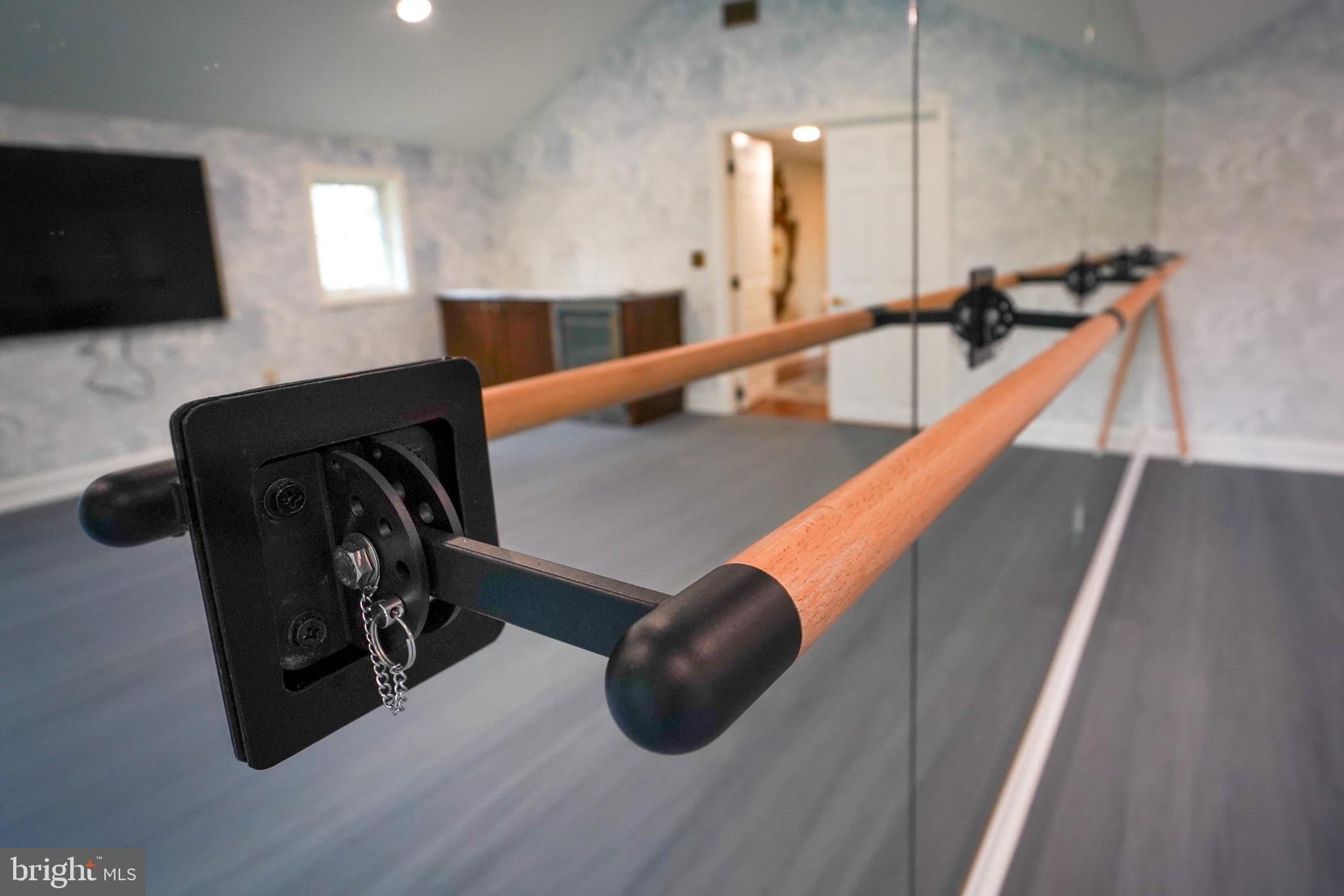 COLLEGE HEIGHTS - Residential