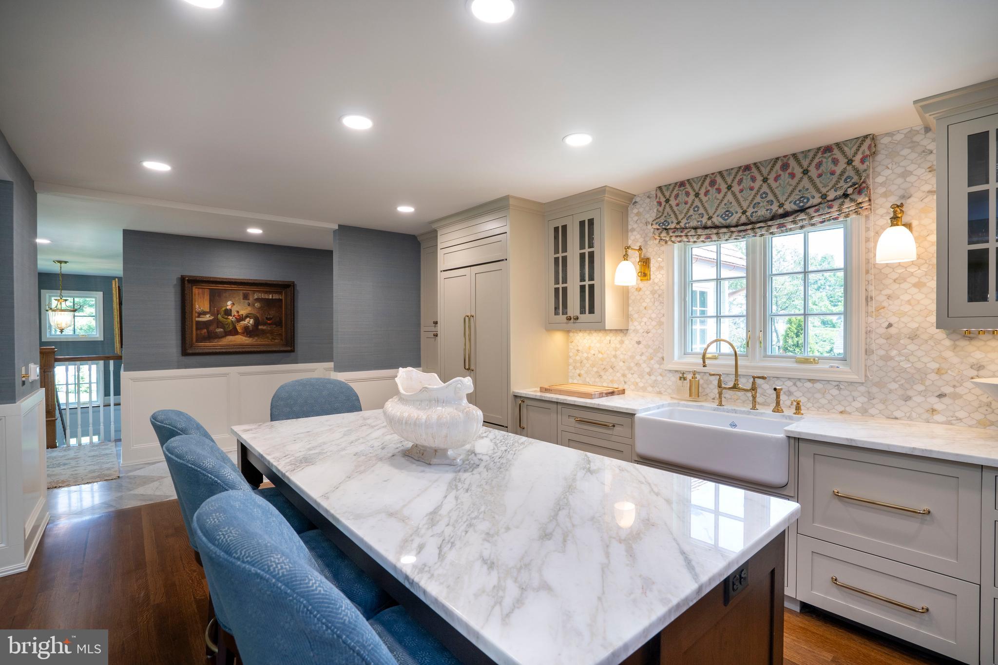 COLLEGE HEIGHTS - Residential