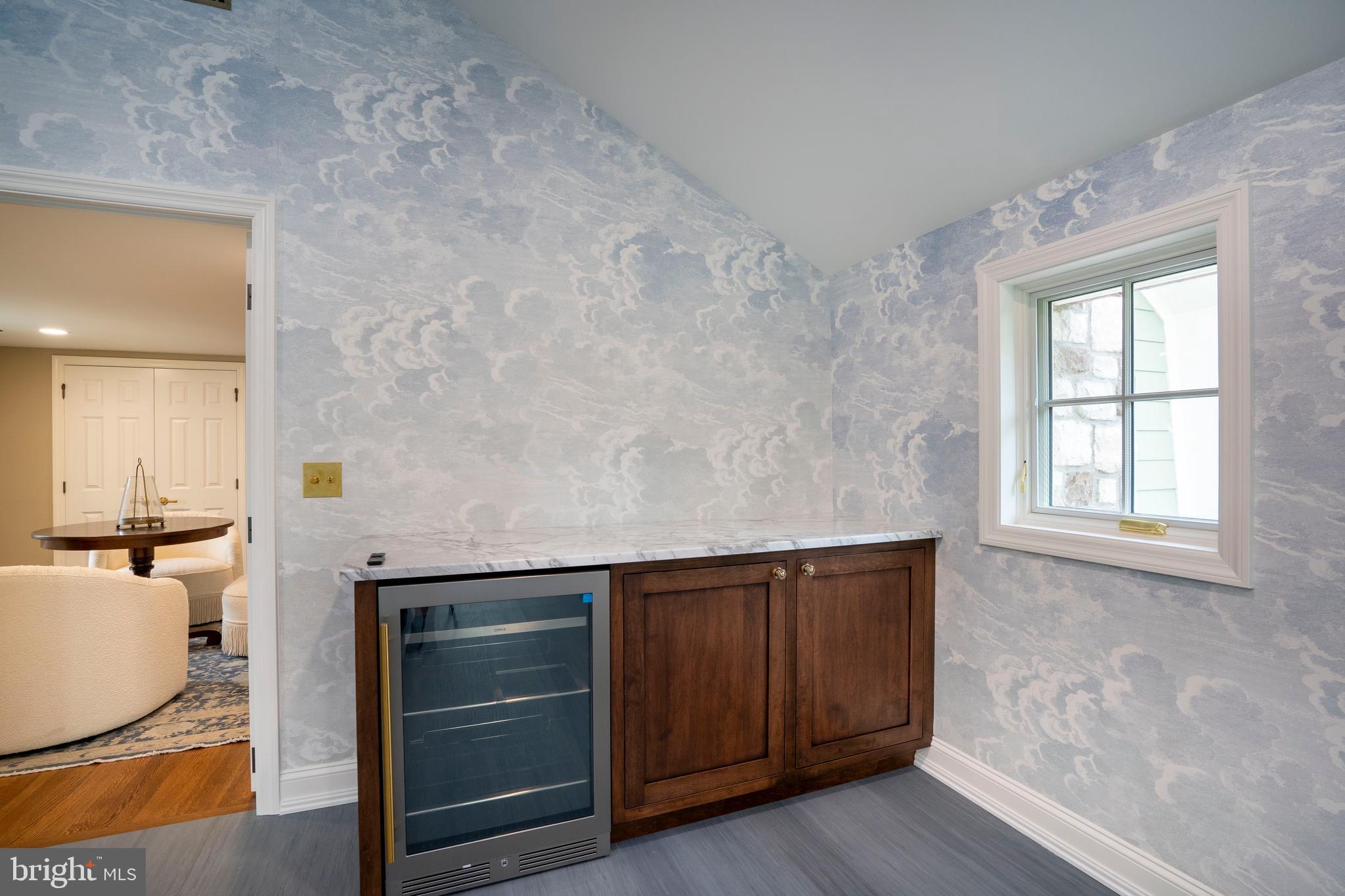 COLLEGE HEIGHTS - Residential