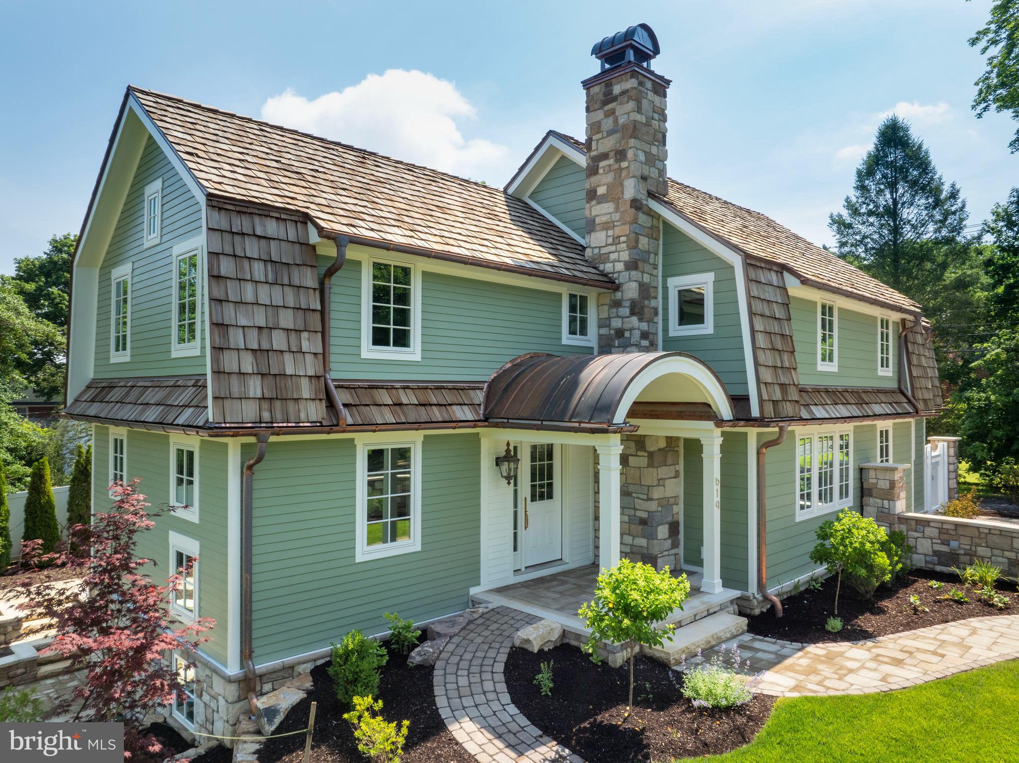 COLLEGE HEIGHTS - Residential