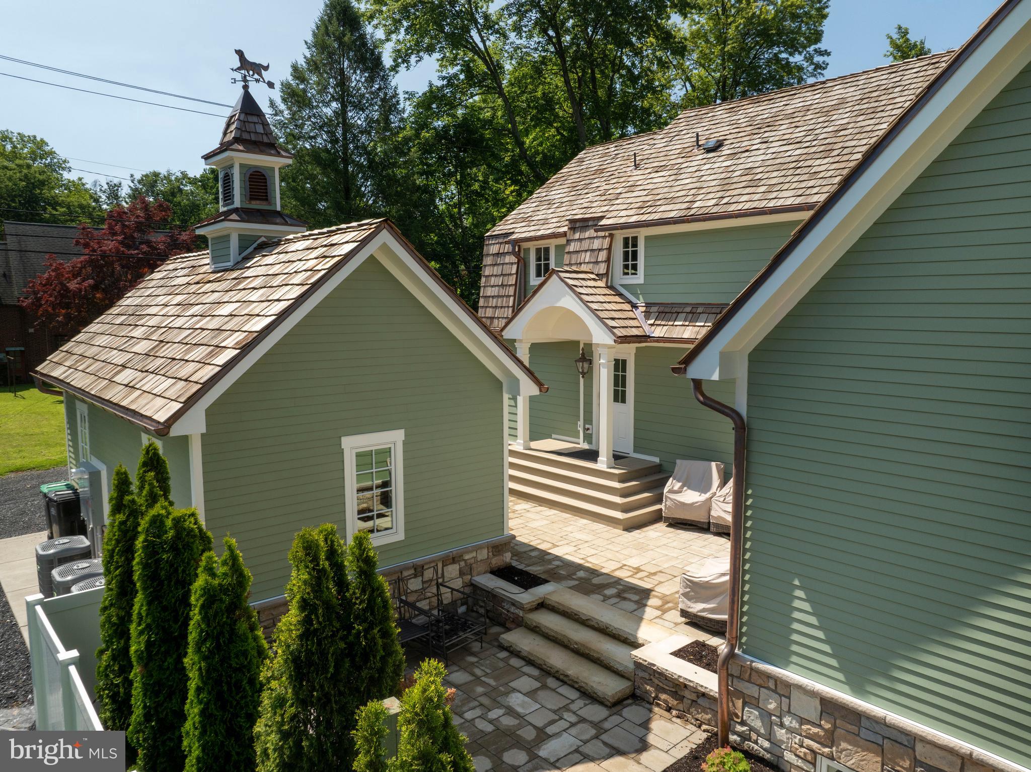 COLLEGE HEIGHTS - Residential