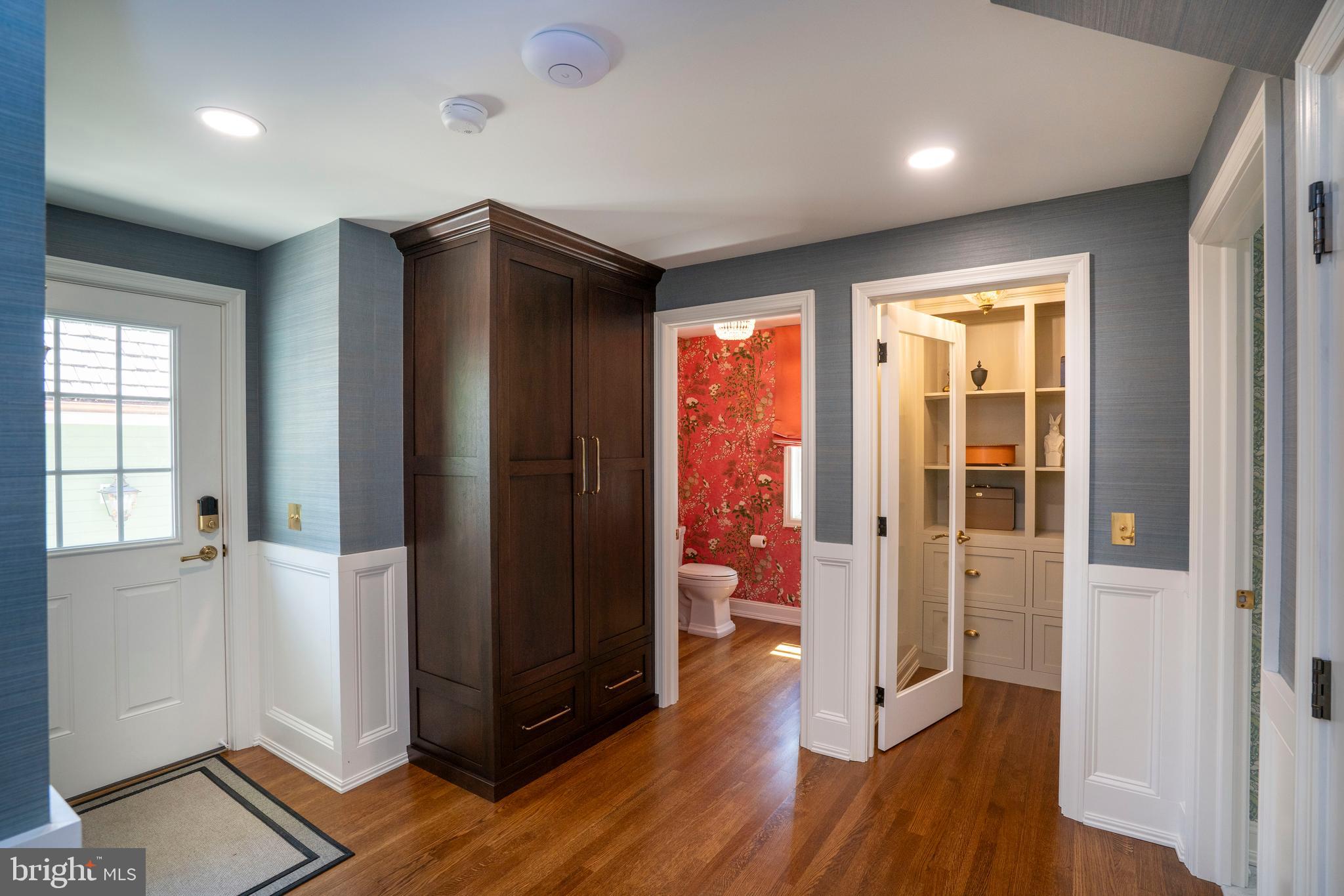 COLLEGE HEIGHTS - Residential