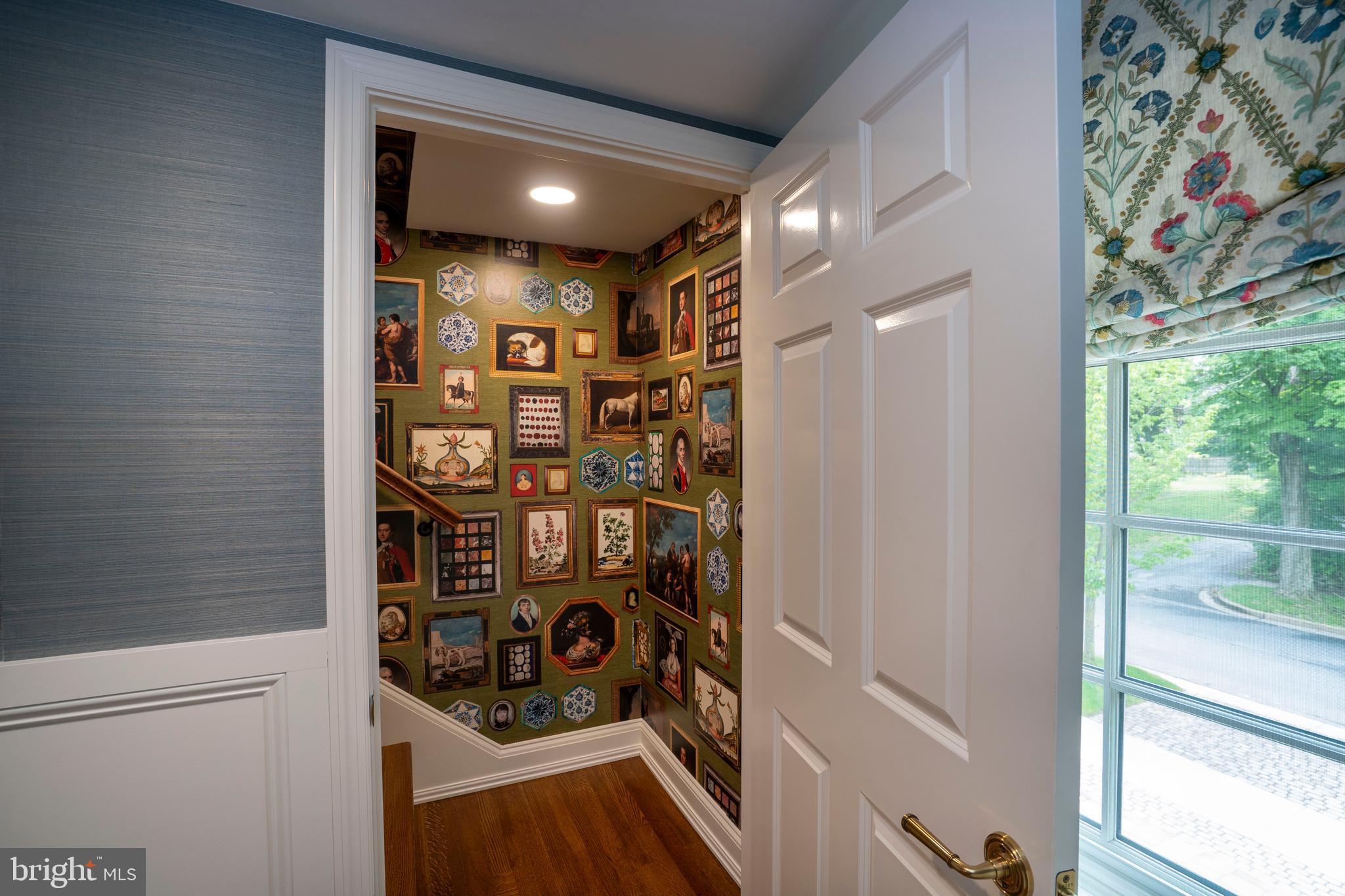 COLLEGE HEIGHTS - Residential