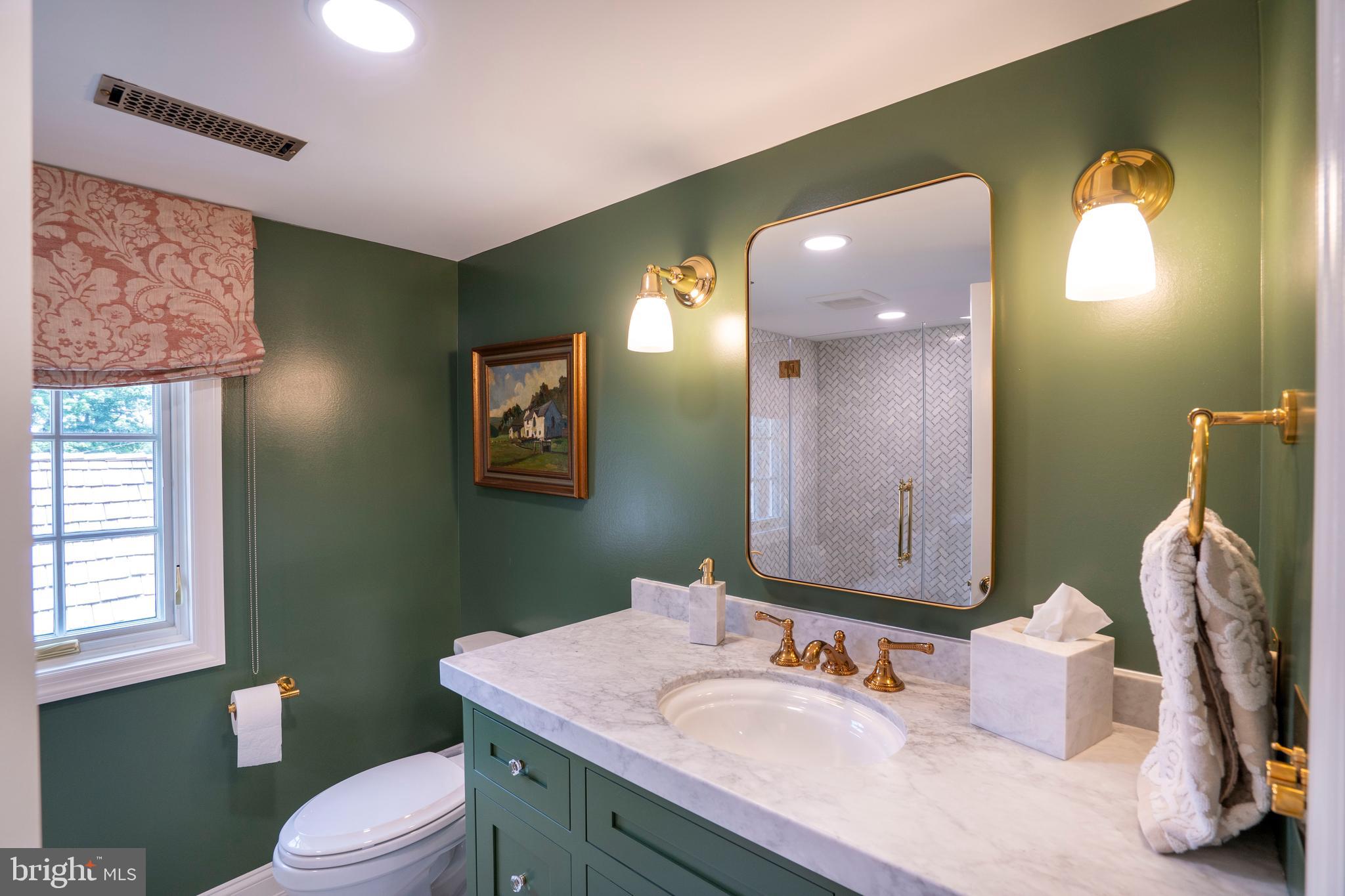 COLLEGE HEIGHTS - Residential