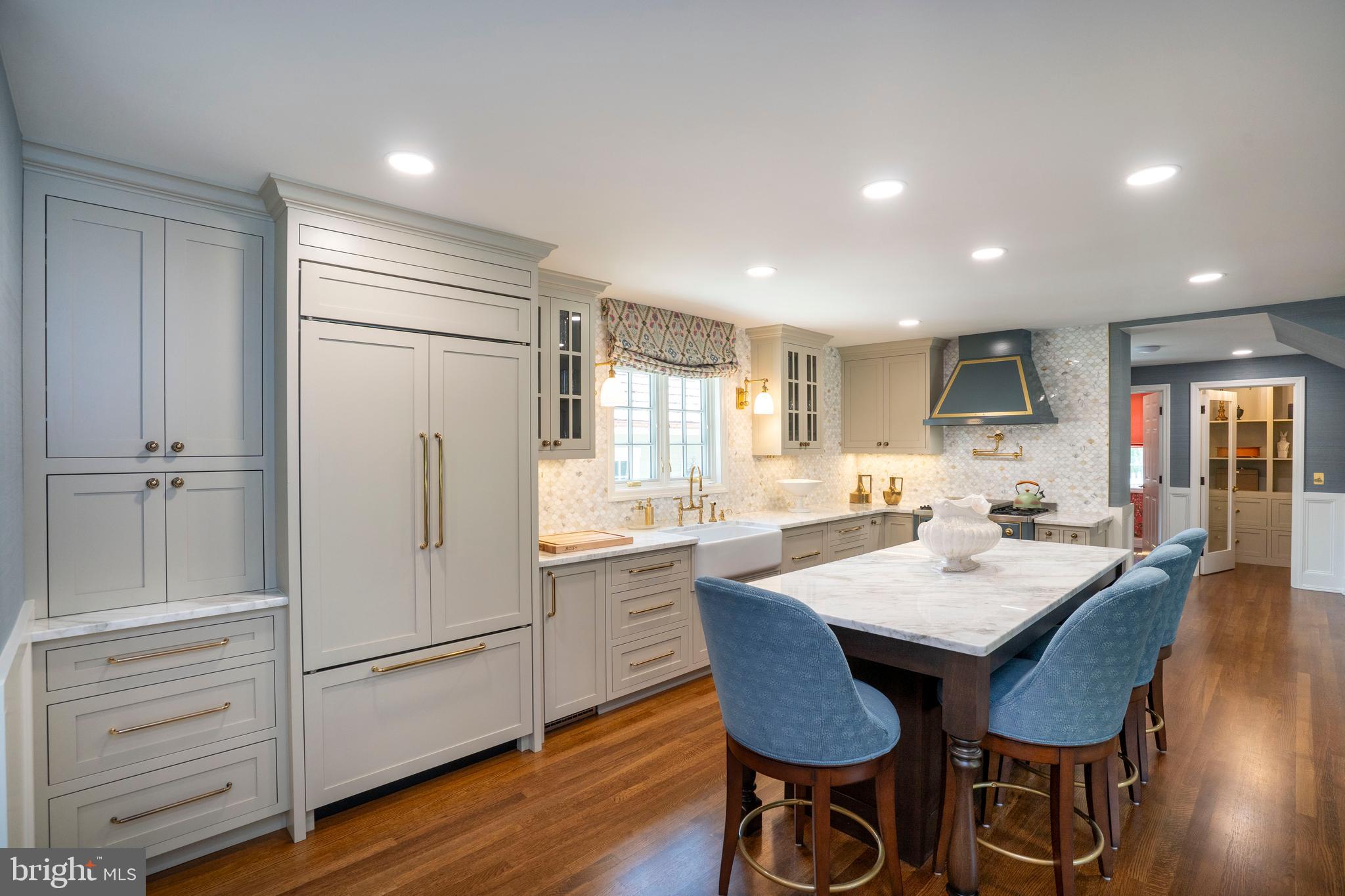 COLLEGE HEIGHTS - Residential