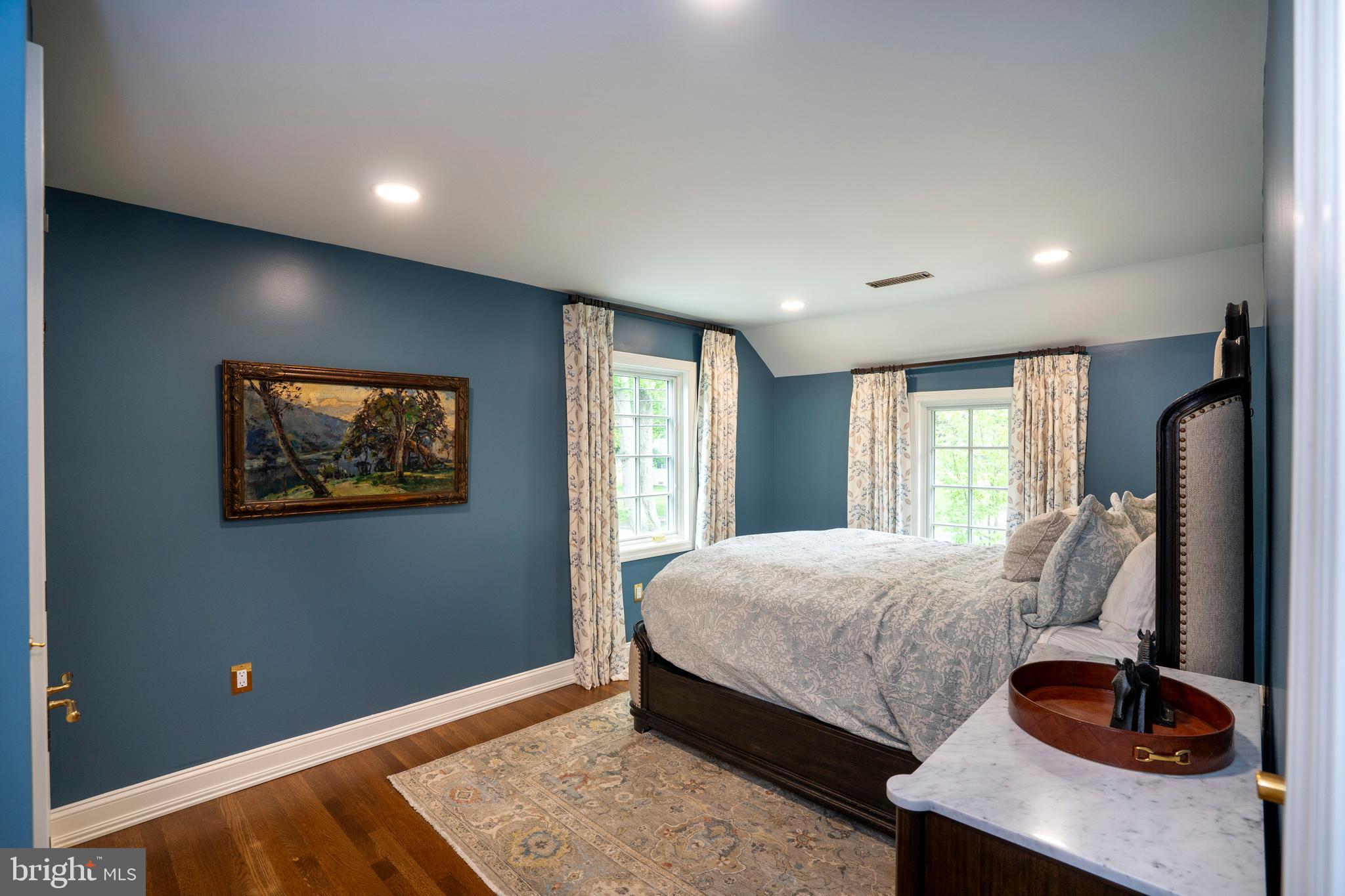 COLLEGE HEIGHTS - Residential