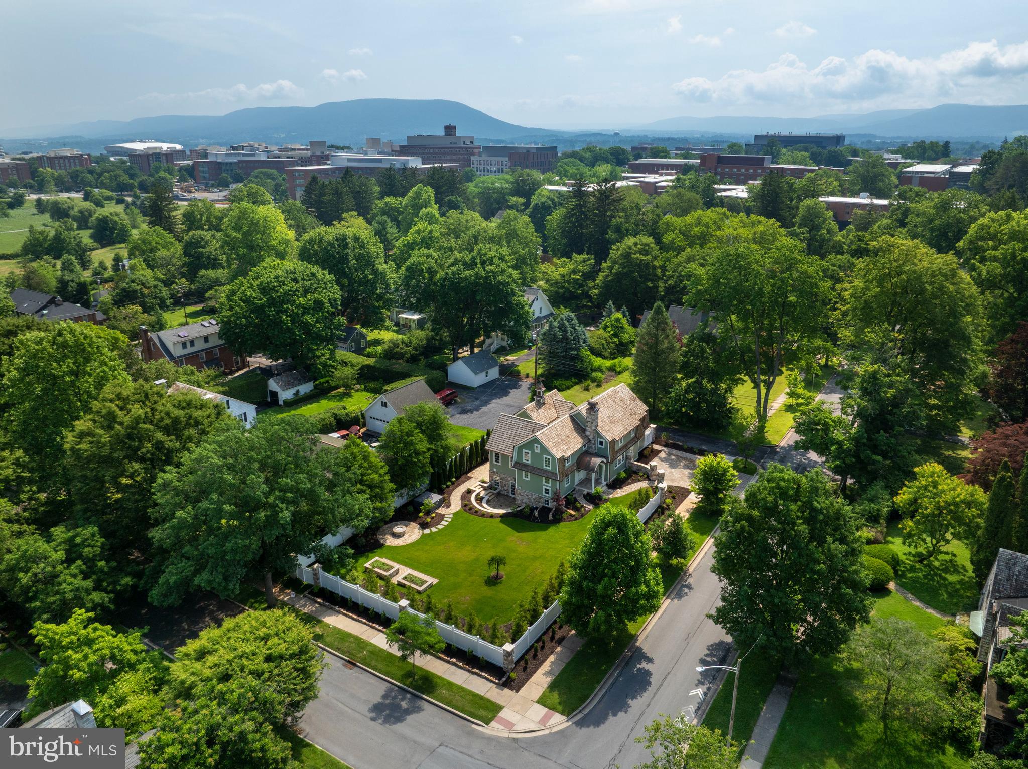 COLLEGE HEIGHTS - Residential