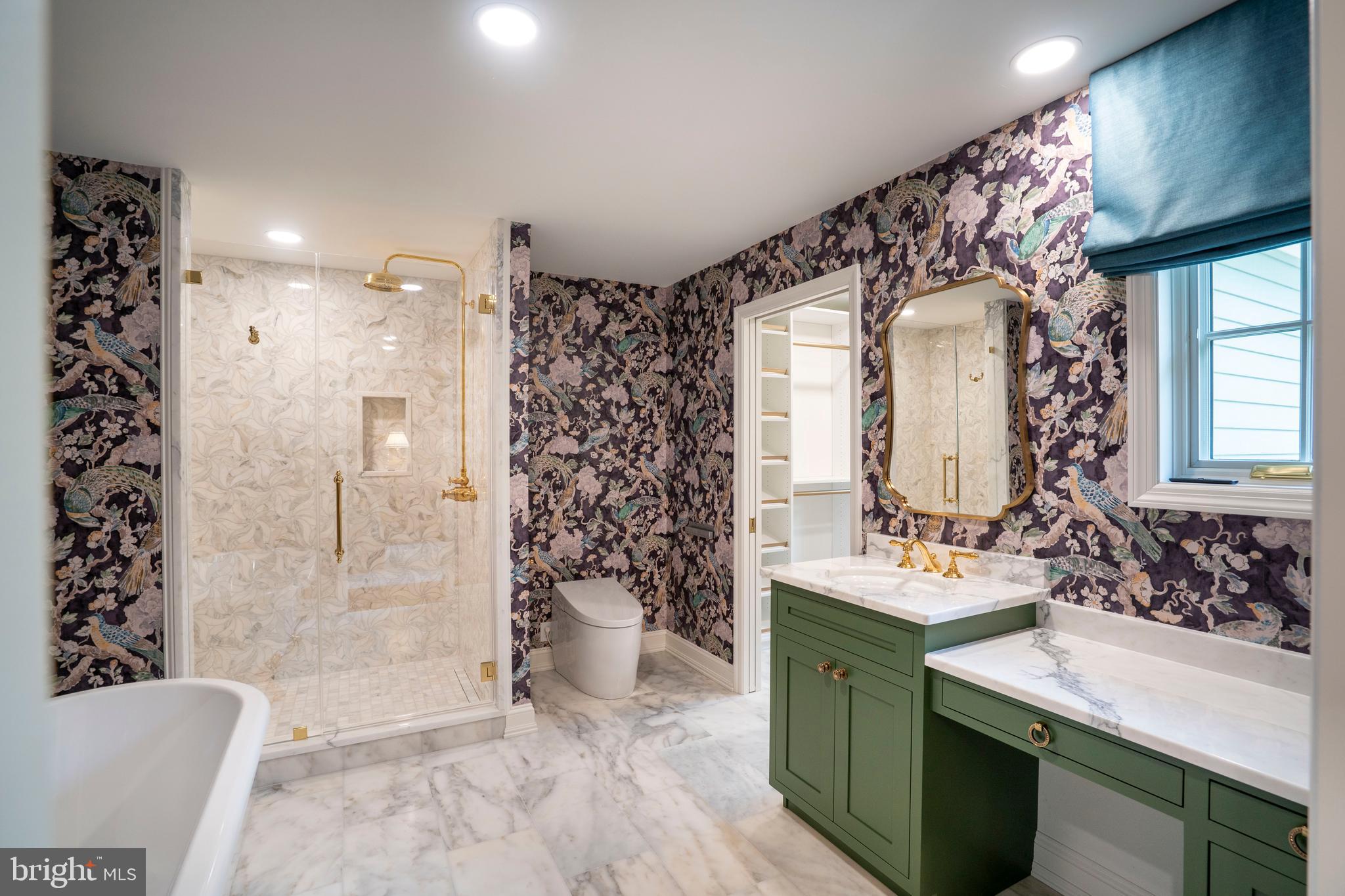 COLLEGE HEIGHTS - Residential