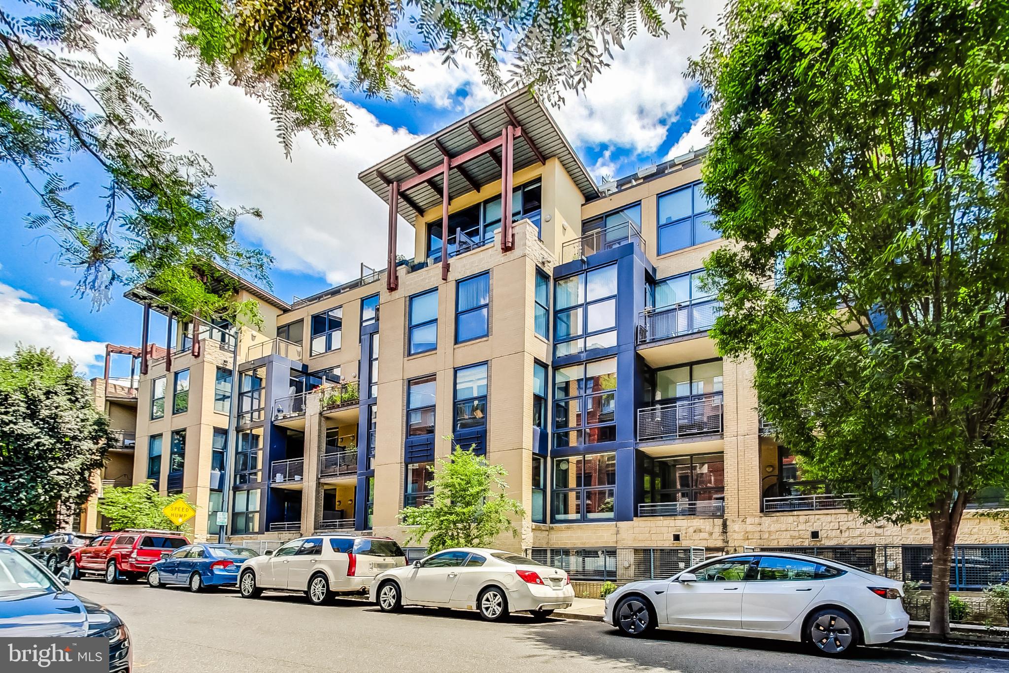 2301 CHAMPLAIN STREET NW T04