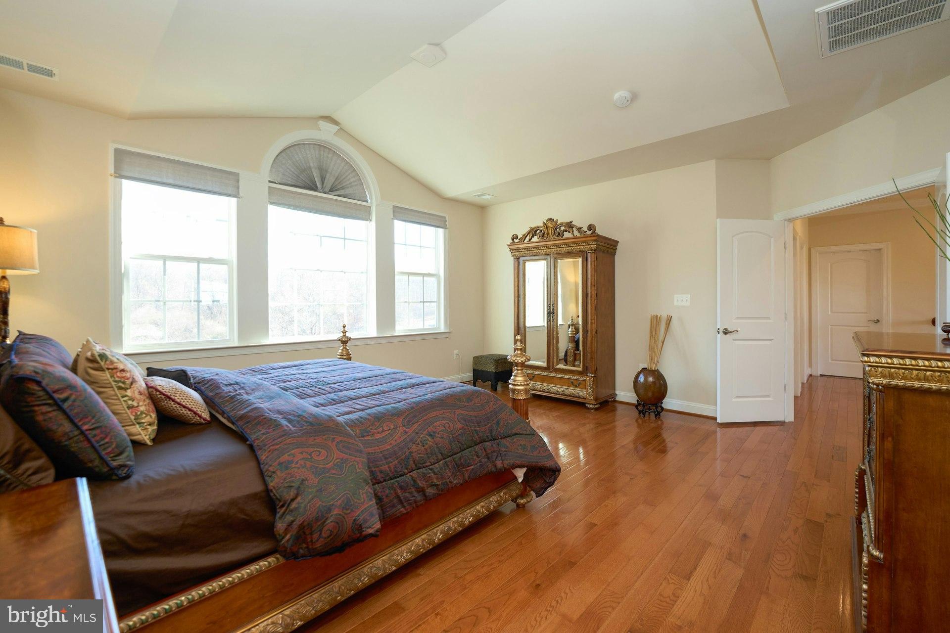 THE CREST AT WATERFORD - Residential