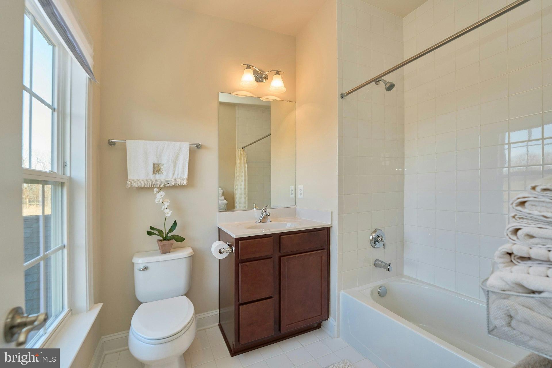 THE CREST AT WATERFORD - Residential