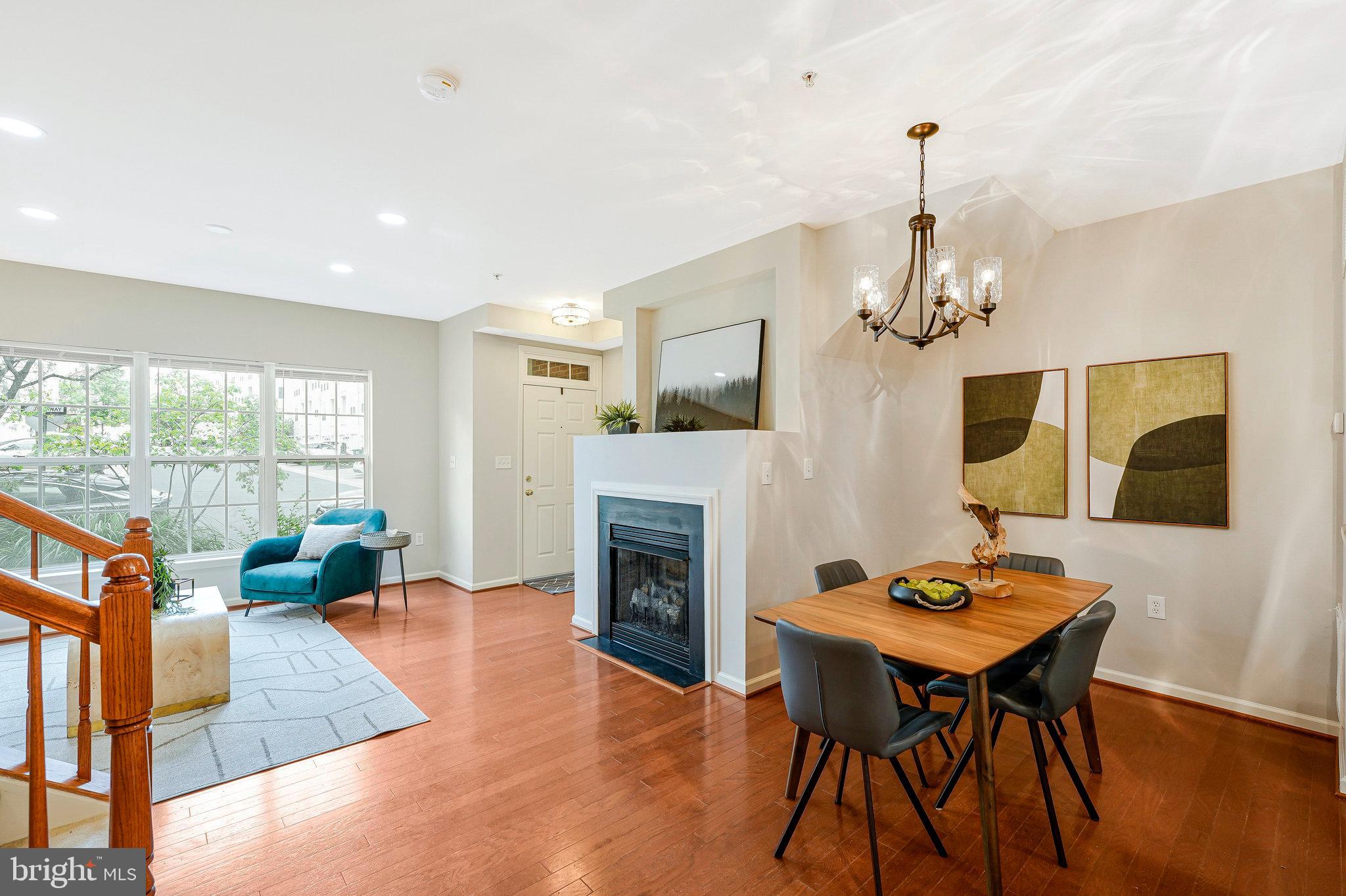 CENTREVILLE CROSSING - Residential