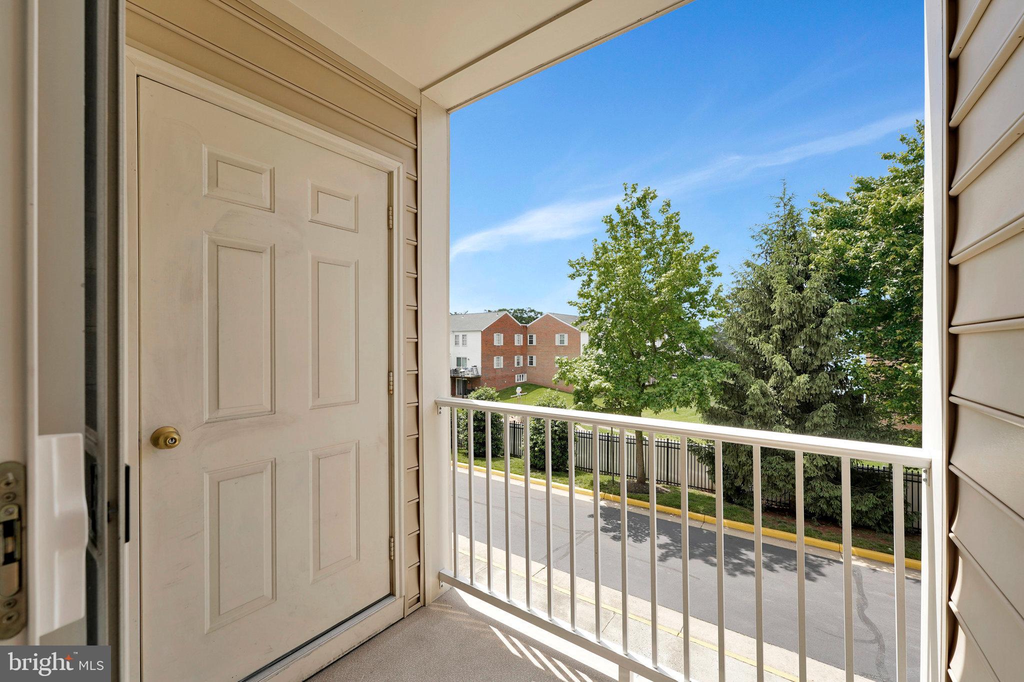 CENTREVILLE CROSSING - Residential