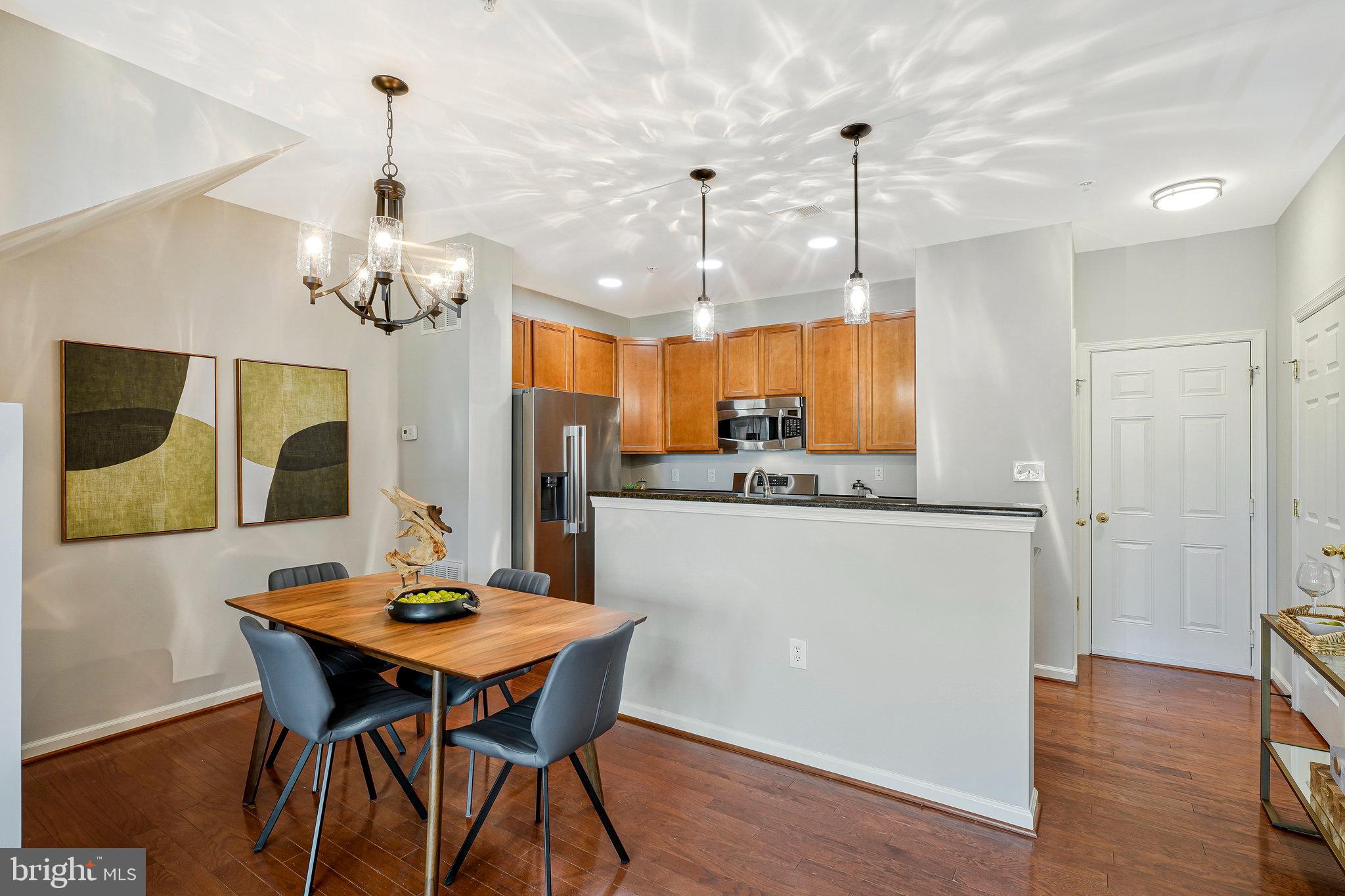 CENTREVILLE CROSSING - Residential