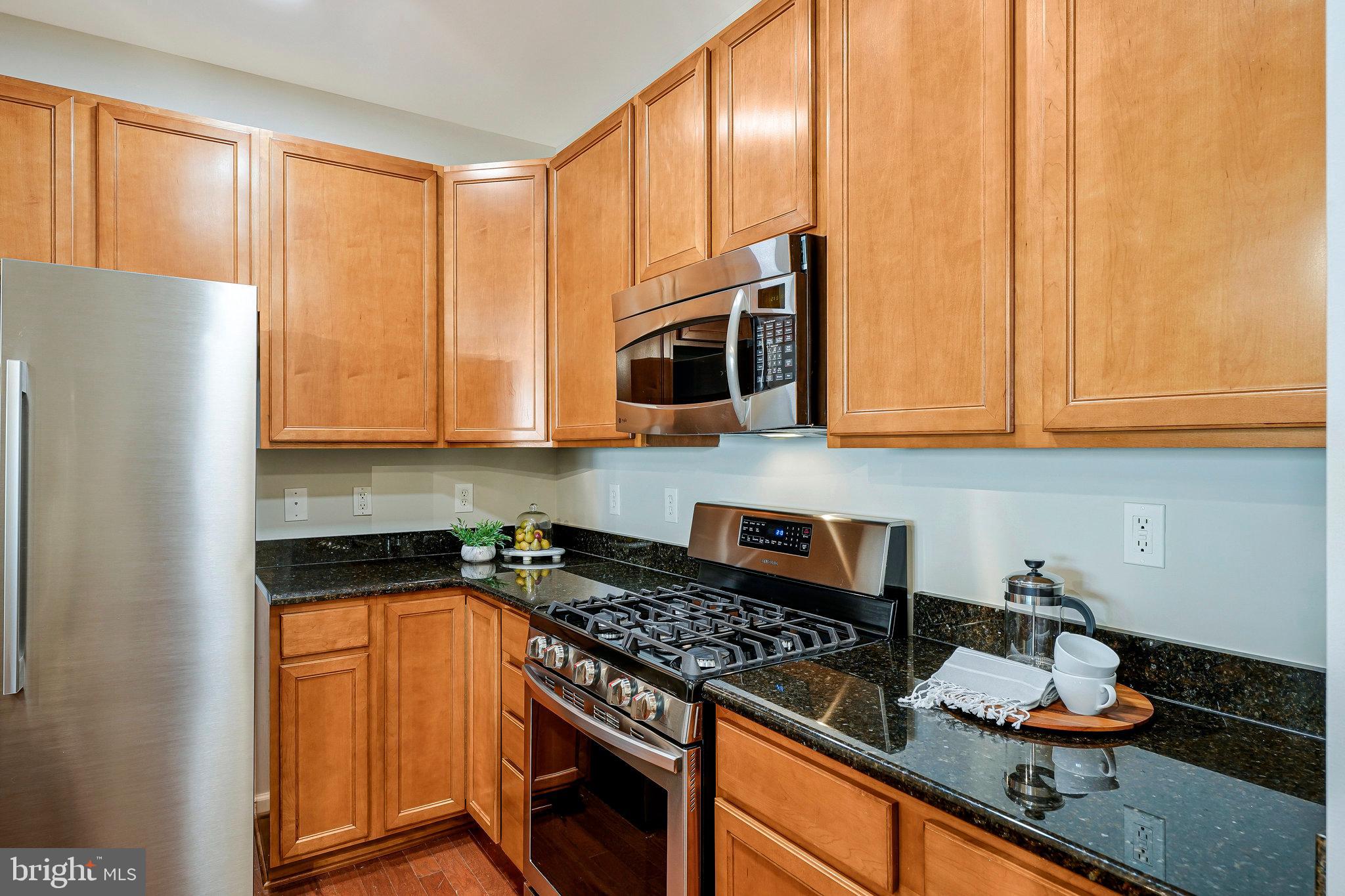 CENTREVILLE CROSSING - Residential