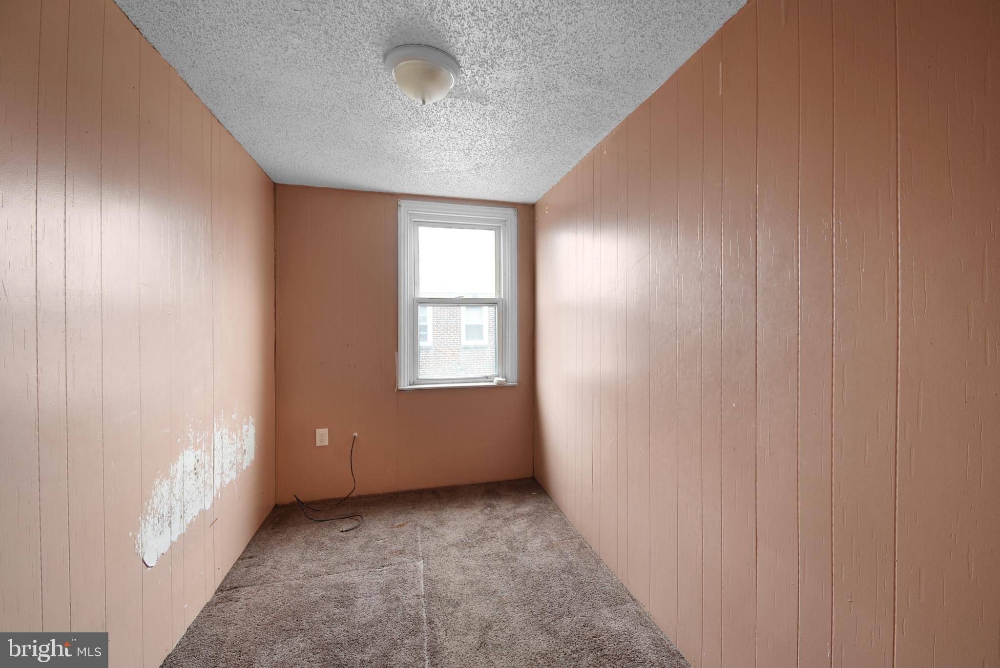 LANSDOWNE PARK - Residential