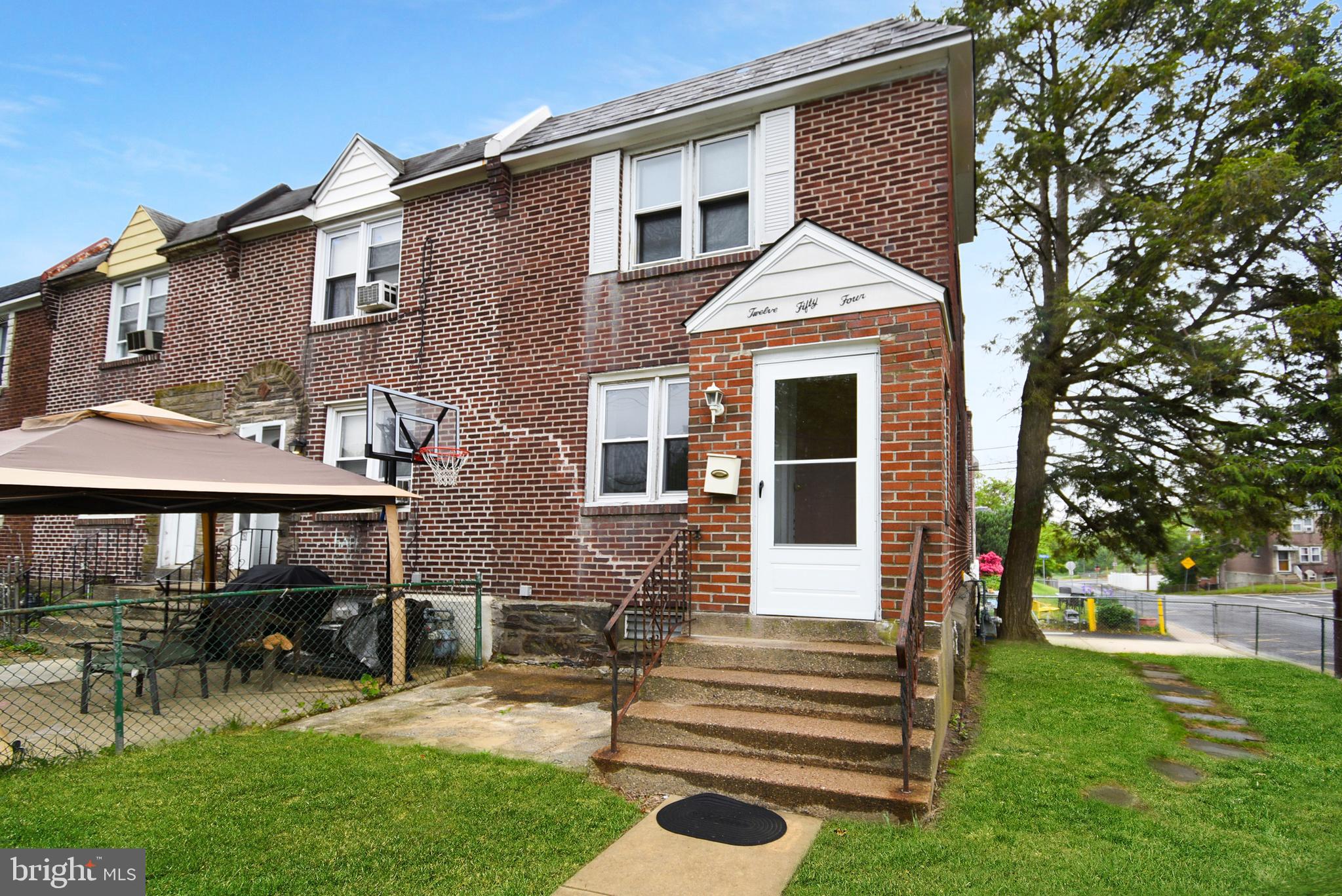 LANSDOWNE PARK - Residential