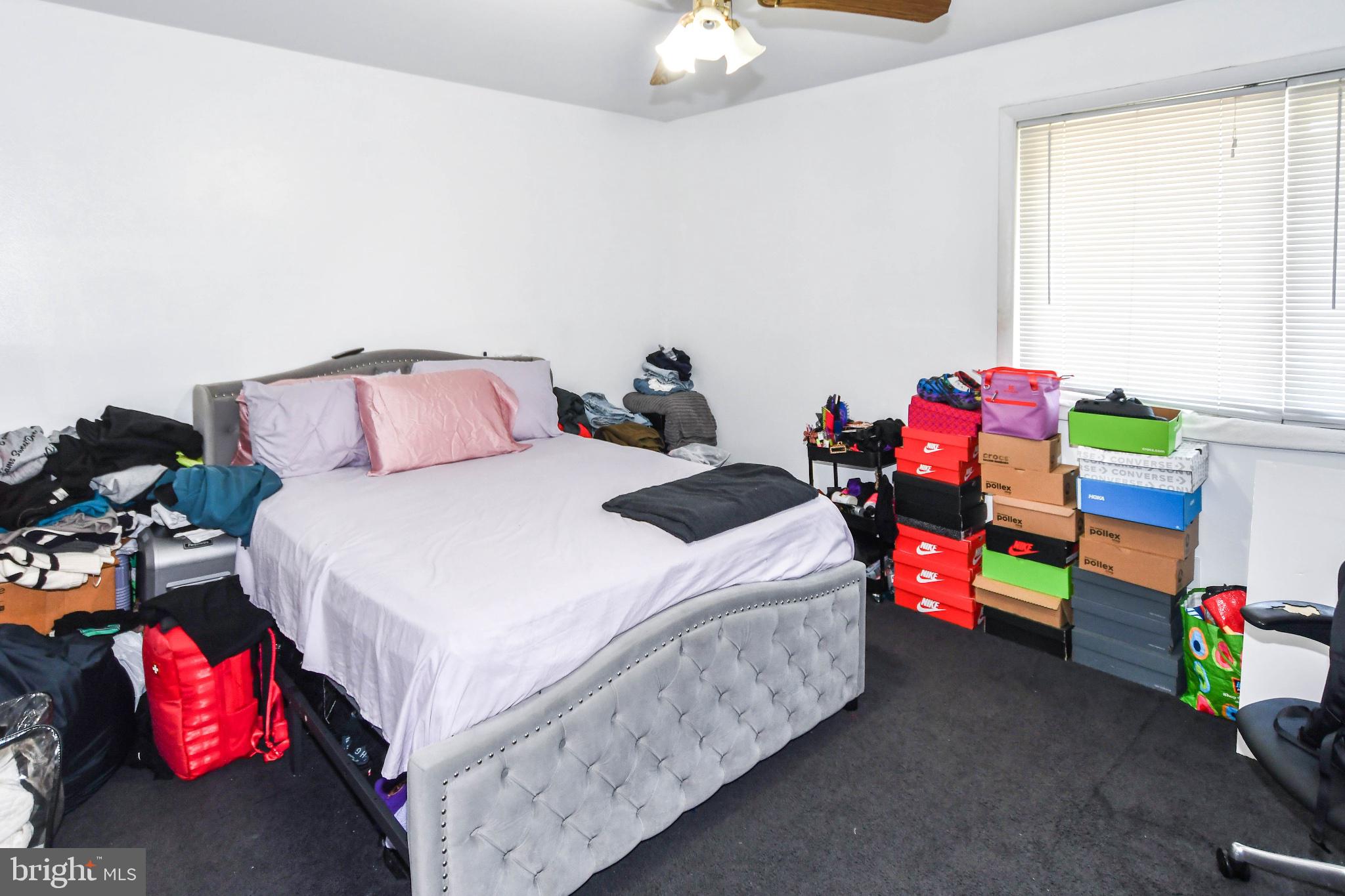 HUNTLEY SQUARE CONDOMINIUMS - Residential