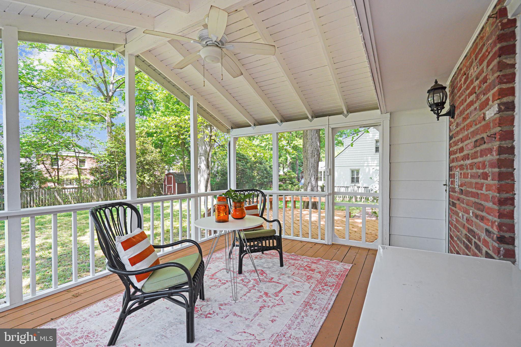 RIVERSIDE GARDENS - Residential