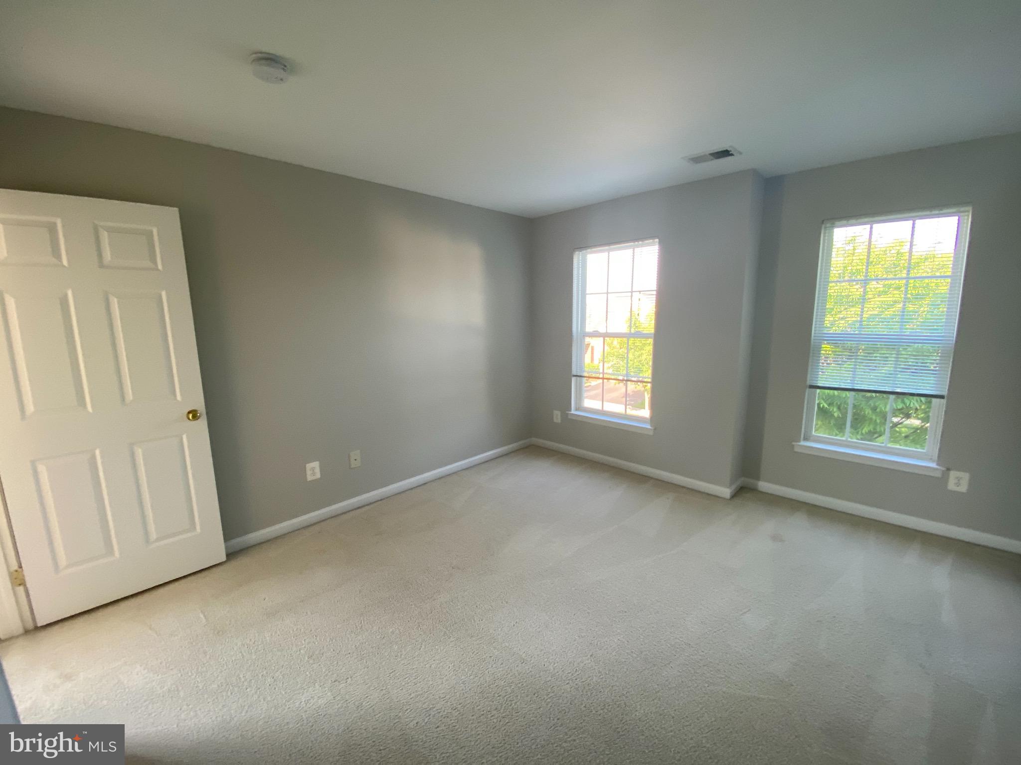 LAKELAND PLACE - Residential