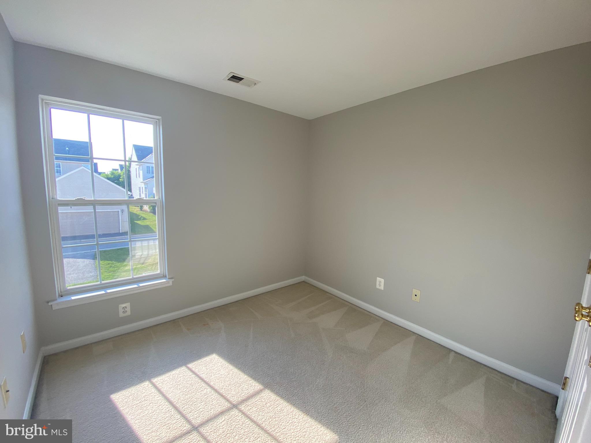 LAKELAND PLACE - Residential