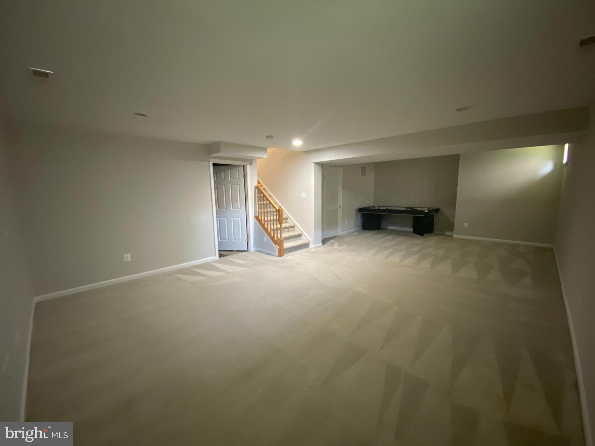 LAKELAND PLACE - Residential