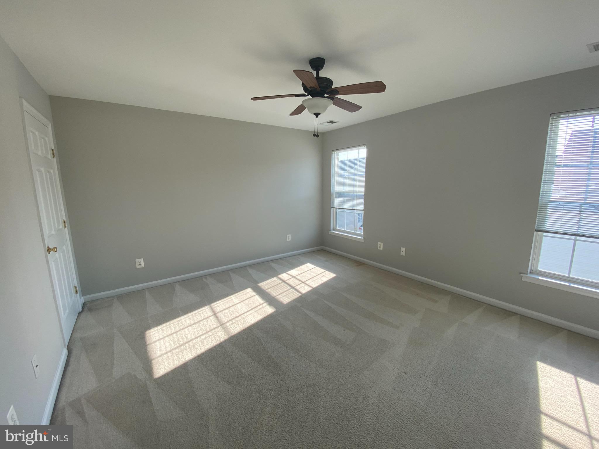 LAKELAND PLACE - Residential