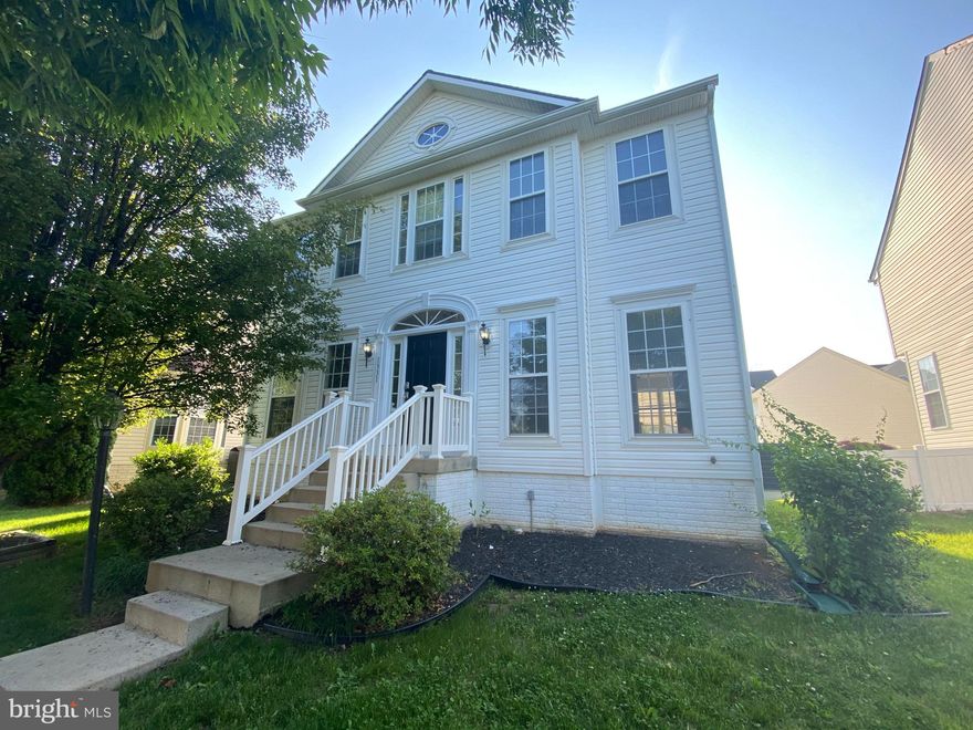 Freshly painted home in Fairfax Crossing is ready for new owners to love it as it has been loved for years.  Located on a one way street with street parking and private parking via private alley way with detached garage and parking pad out back.  Adorable curb appeal and a large open concept layout with a ton of natural light welcome you home.  4 bedrooms and a fully finished basement with additional storage space for your use. Welcome home!